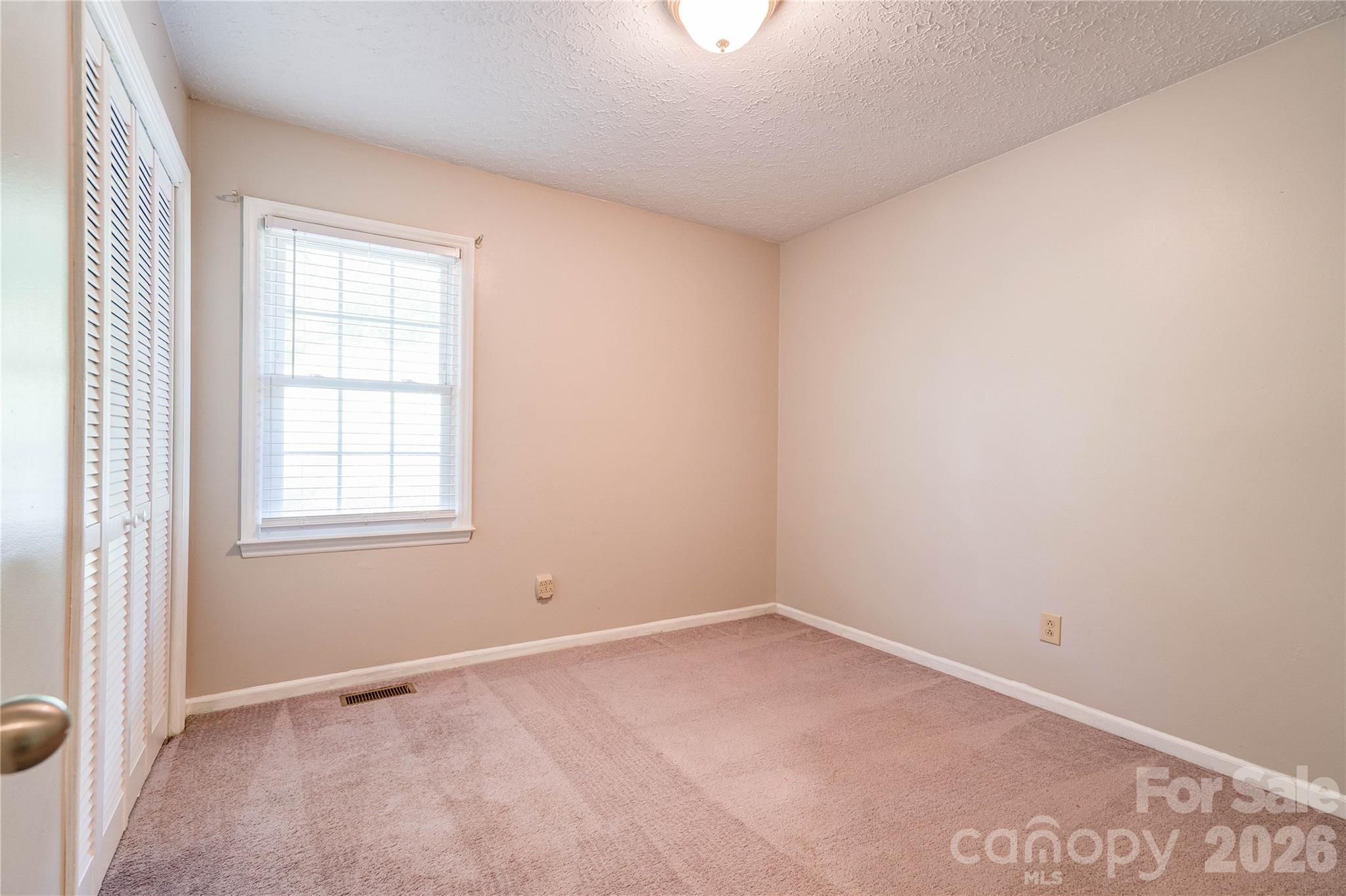 111 Harbor Point Drive Property Photo 21