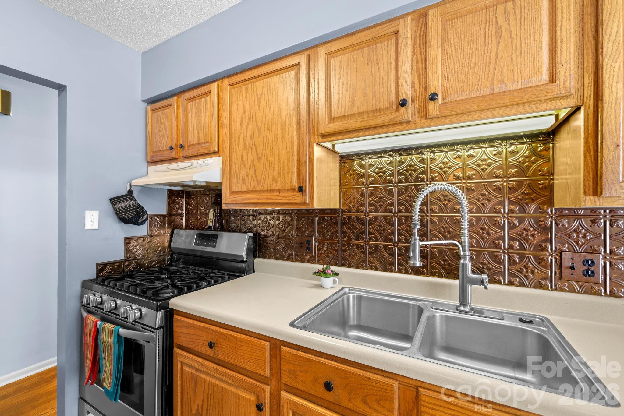 98 Pensacola Avenue Property Photo 15