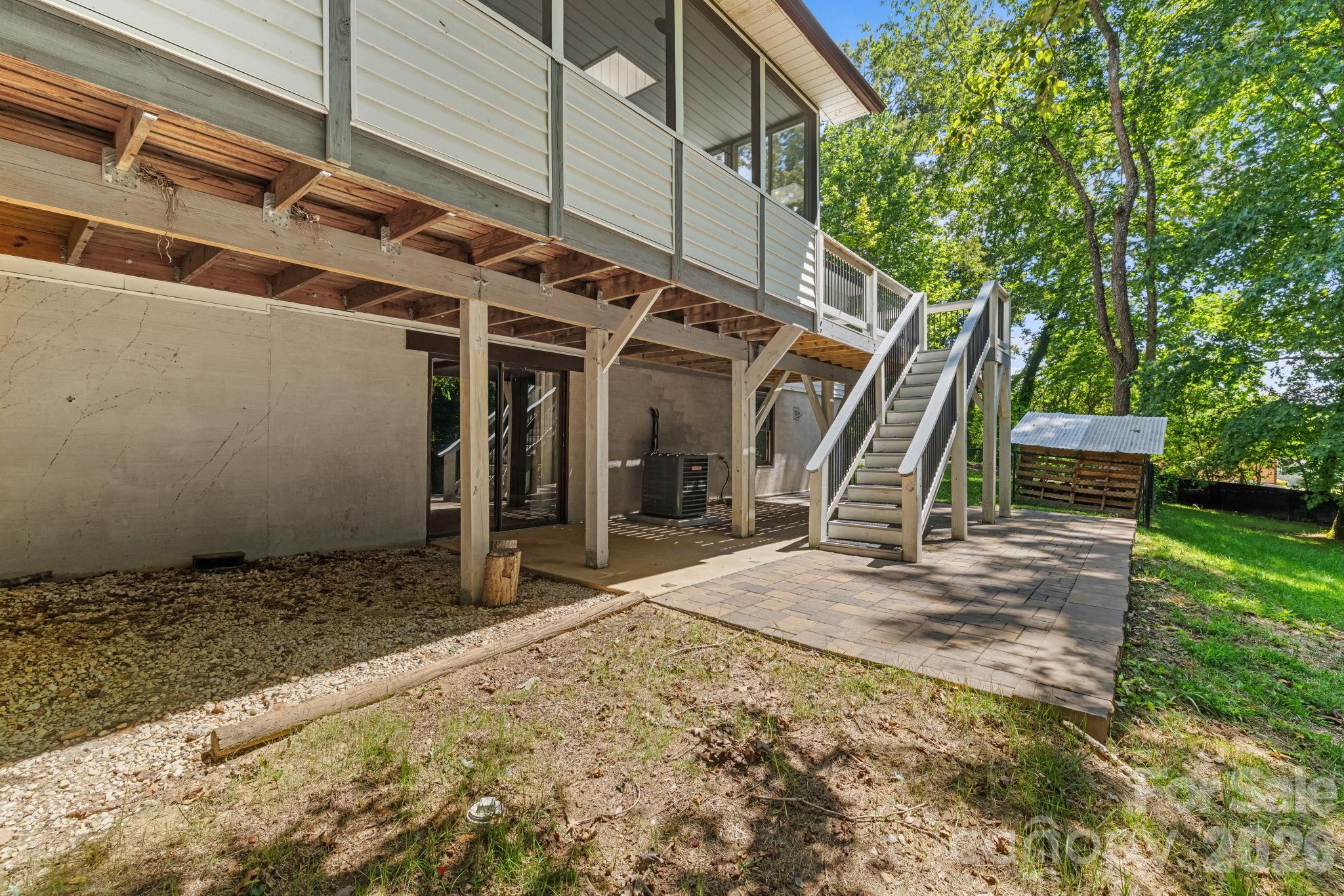 98 Pensacola Avenue Property Photo 39