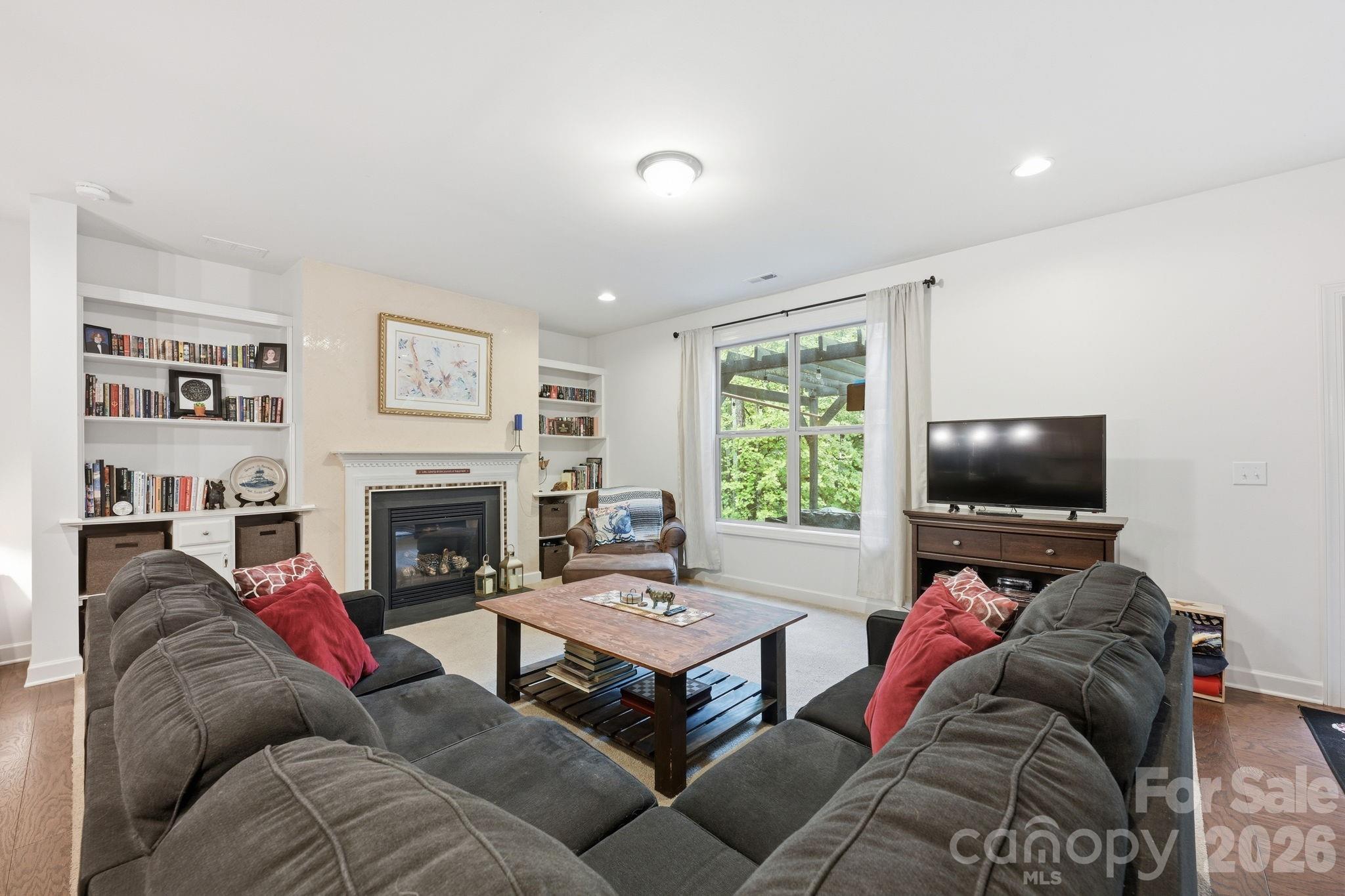 111 St Sophia Court Property Photo 14