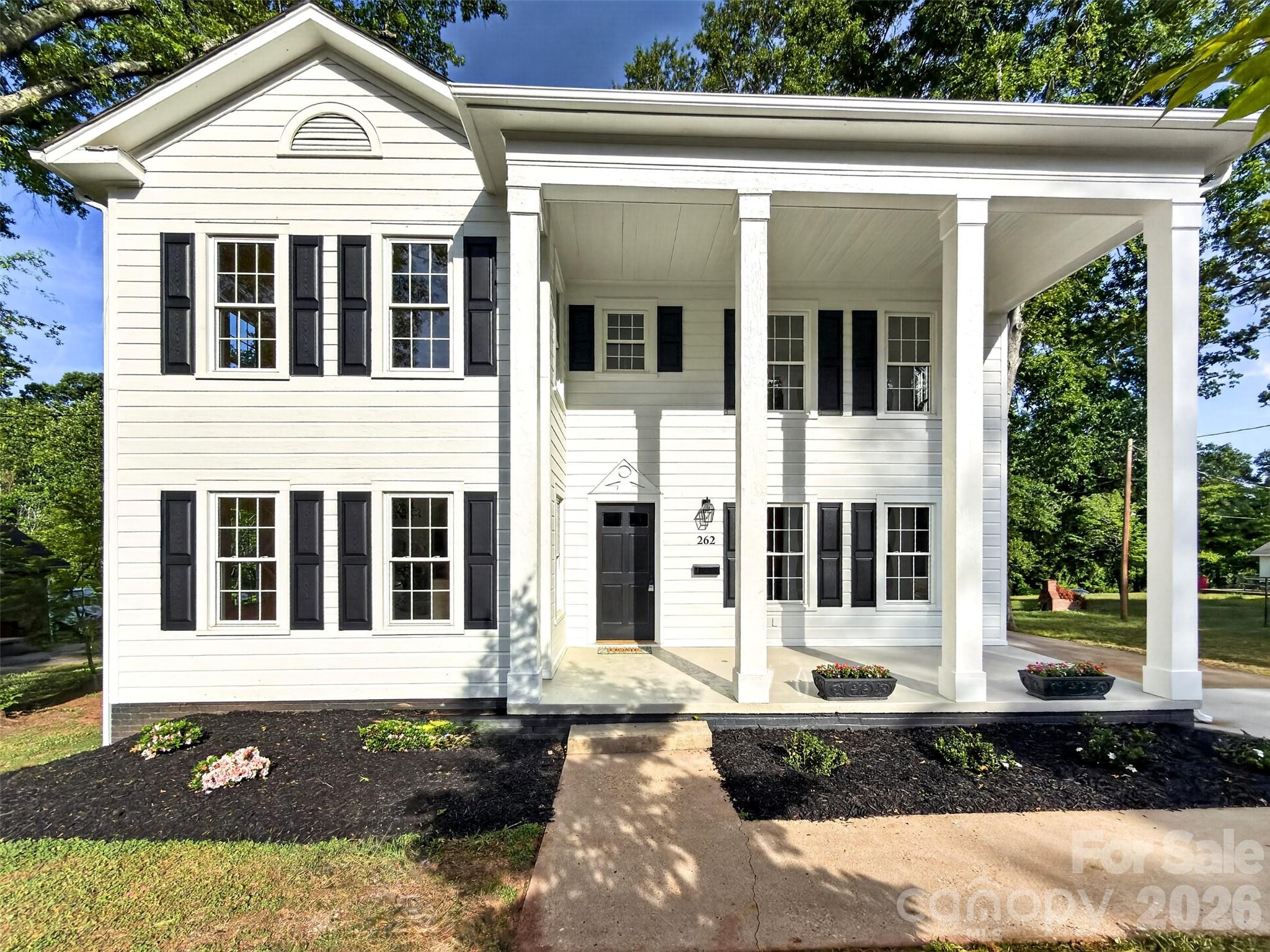 262 Pleasant Street Property Photo 1