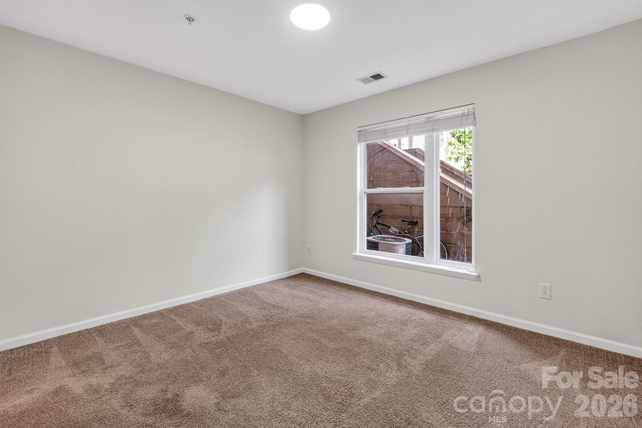 639 Raphael Place Property Photo 22