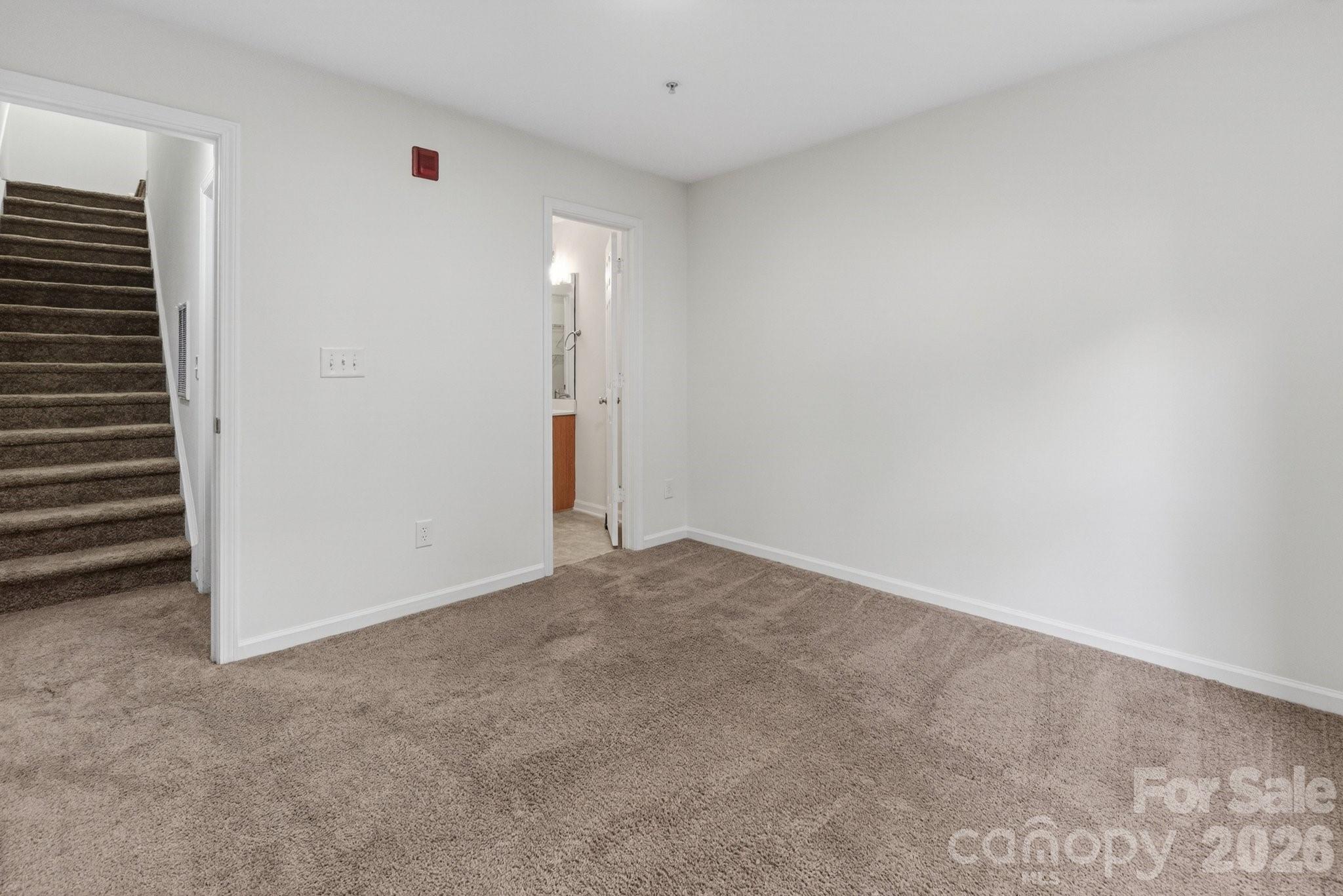 639 Raphael Place Property Photo 23