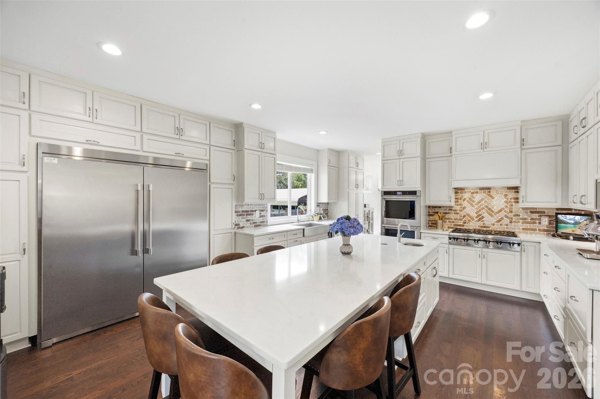 5555 Riverfront Road Property Photo 5