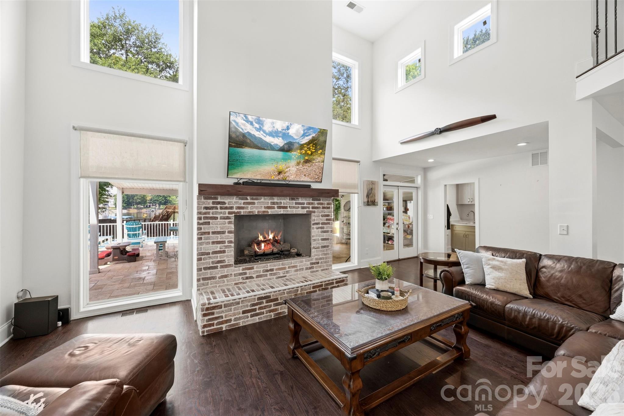 5555 Riverfront Road Property Photo 11
