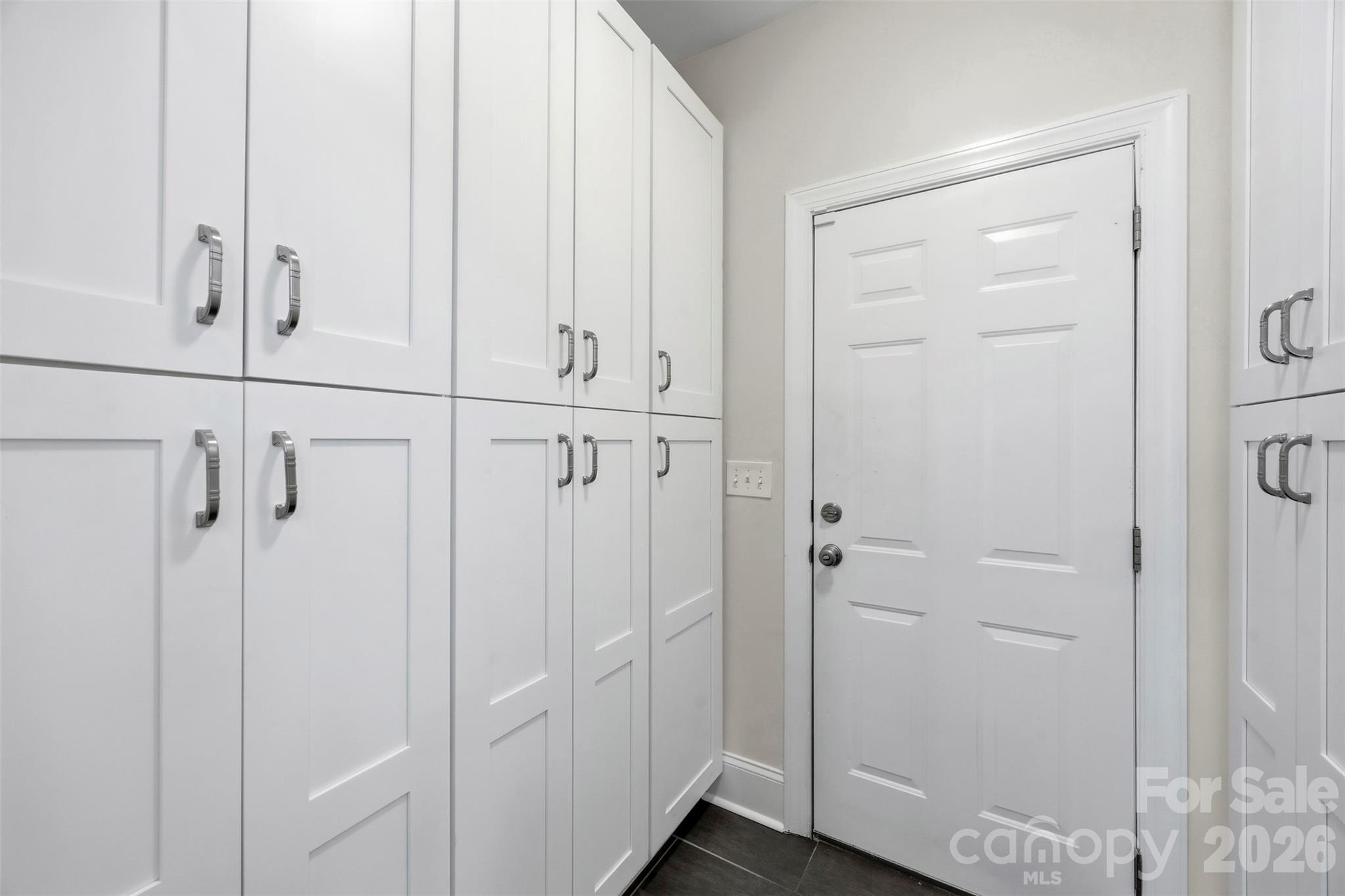 5555 Riverfront Road Property Photo 13