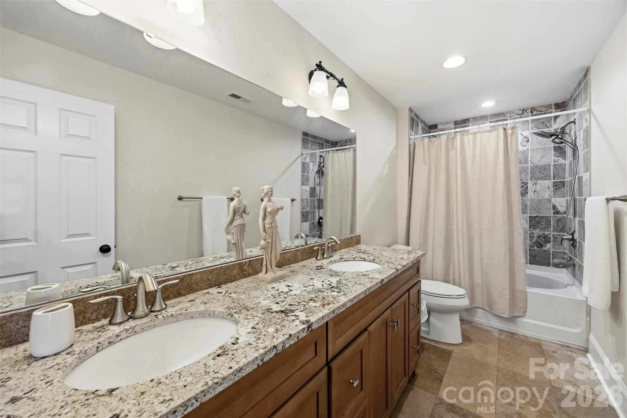5555 Riverfront Road Property Photo 34