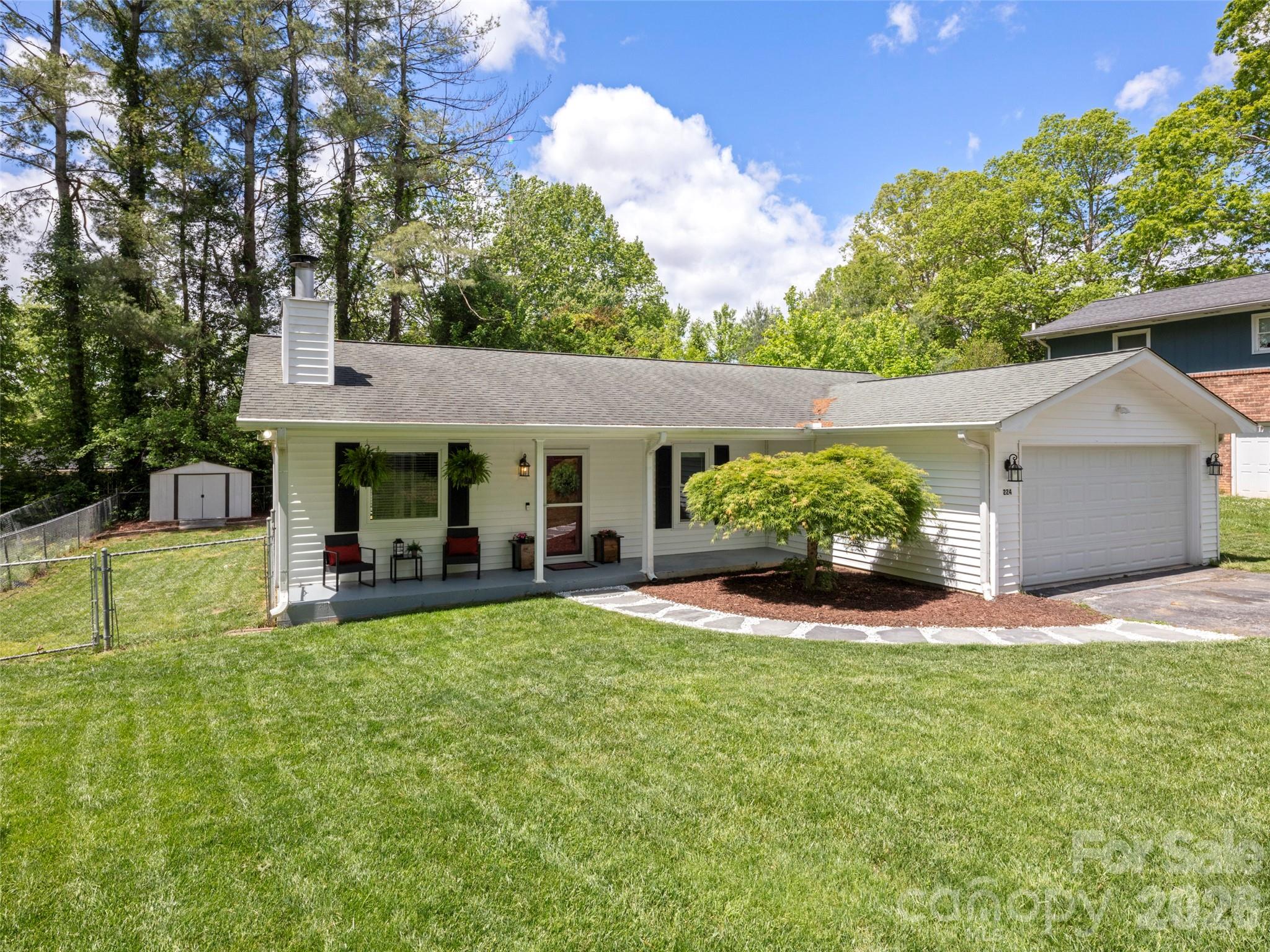 224 Clover Drive Property Photo 2