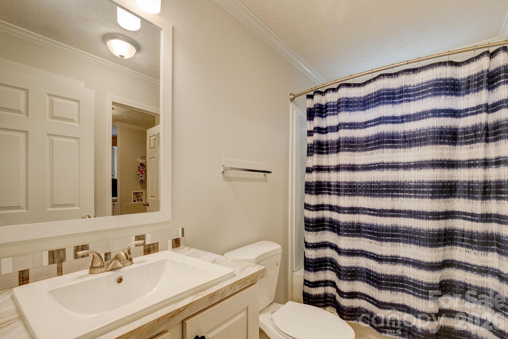 4837 Buck Street Property Photo 7