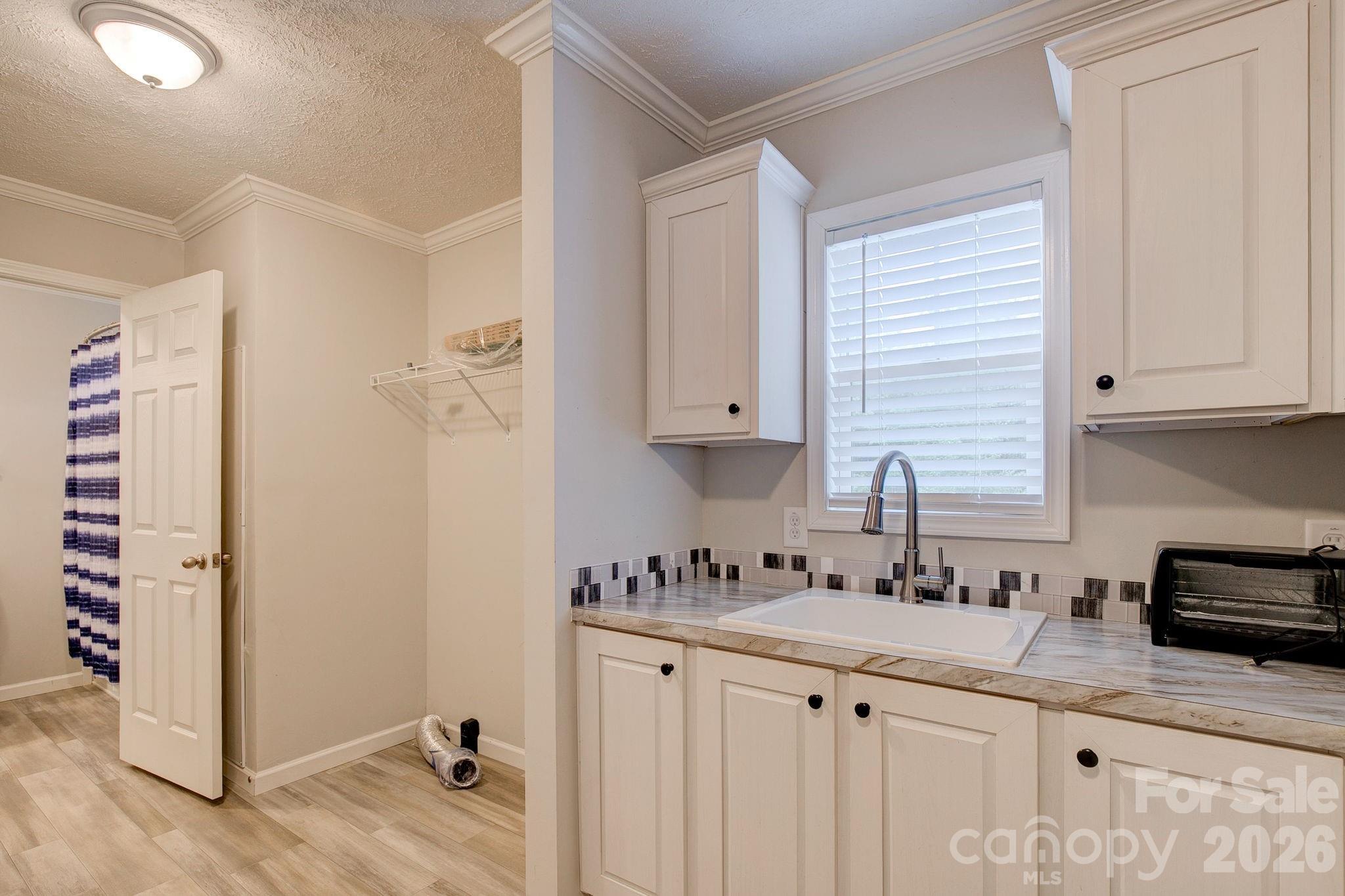 4837 Buck Street Property Photo 11