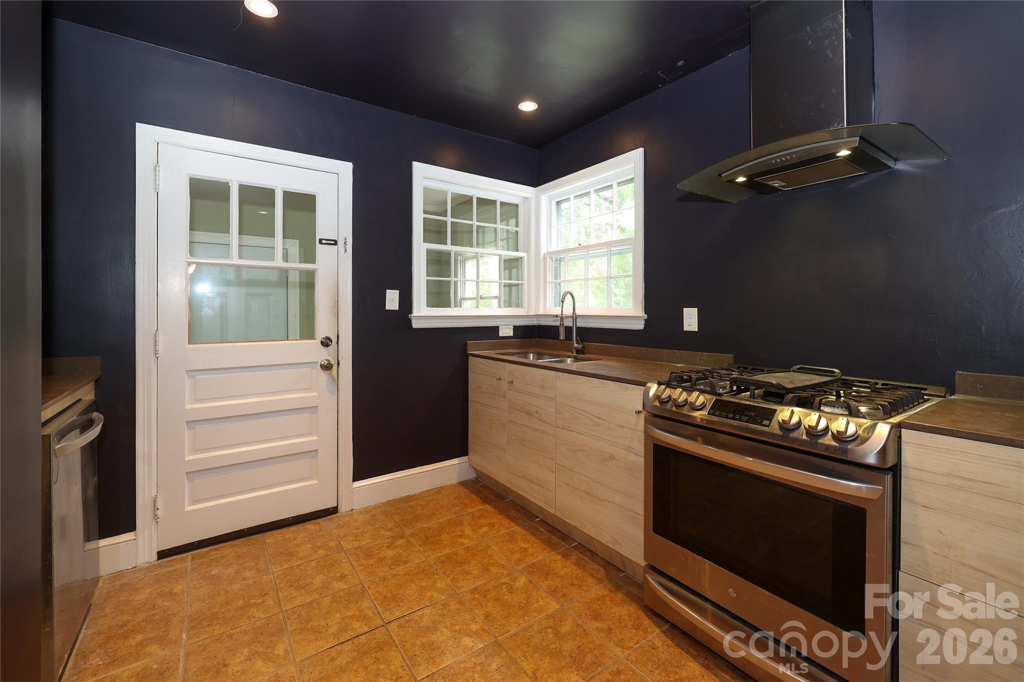 1456 Briar Creek Road Property Photo 15