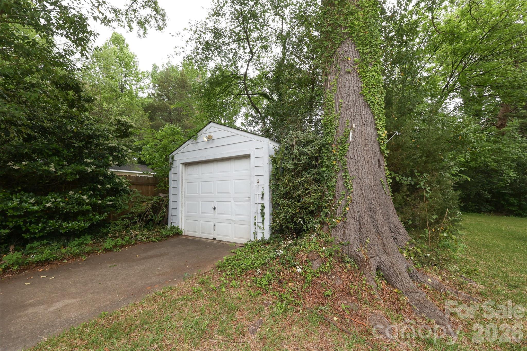 1456 Briar Creek Road Property Photo 37