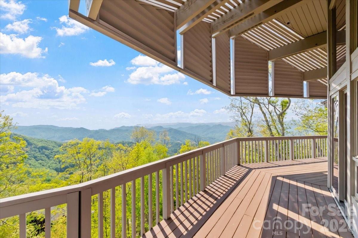 218 Slickrock Road Property Photo 13