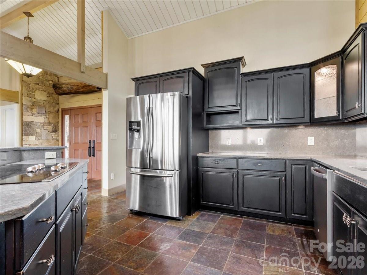 218 Slickrock Road Property Photo 15