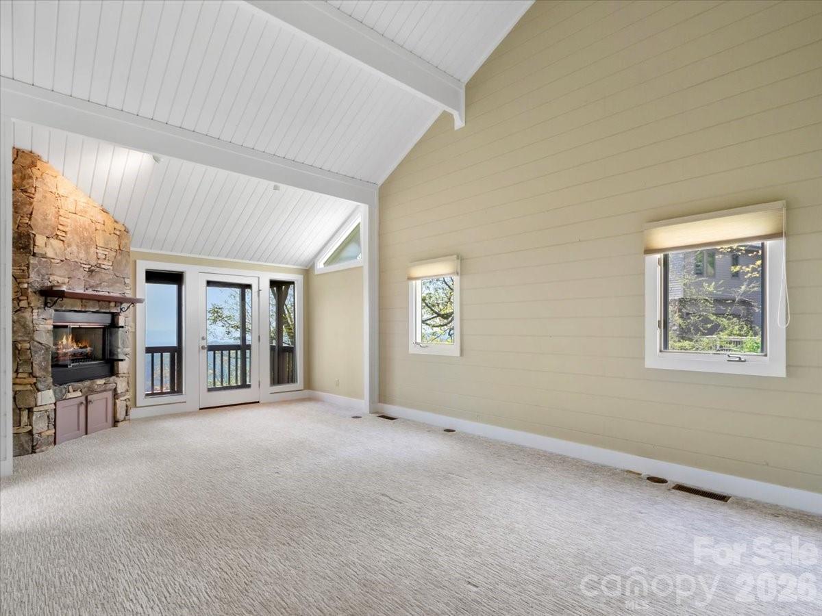 218 Slickrock Road Property Photo 18