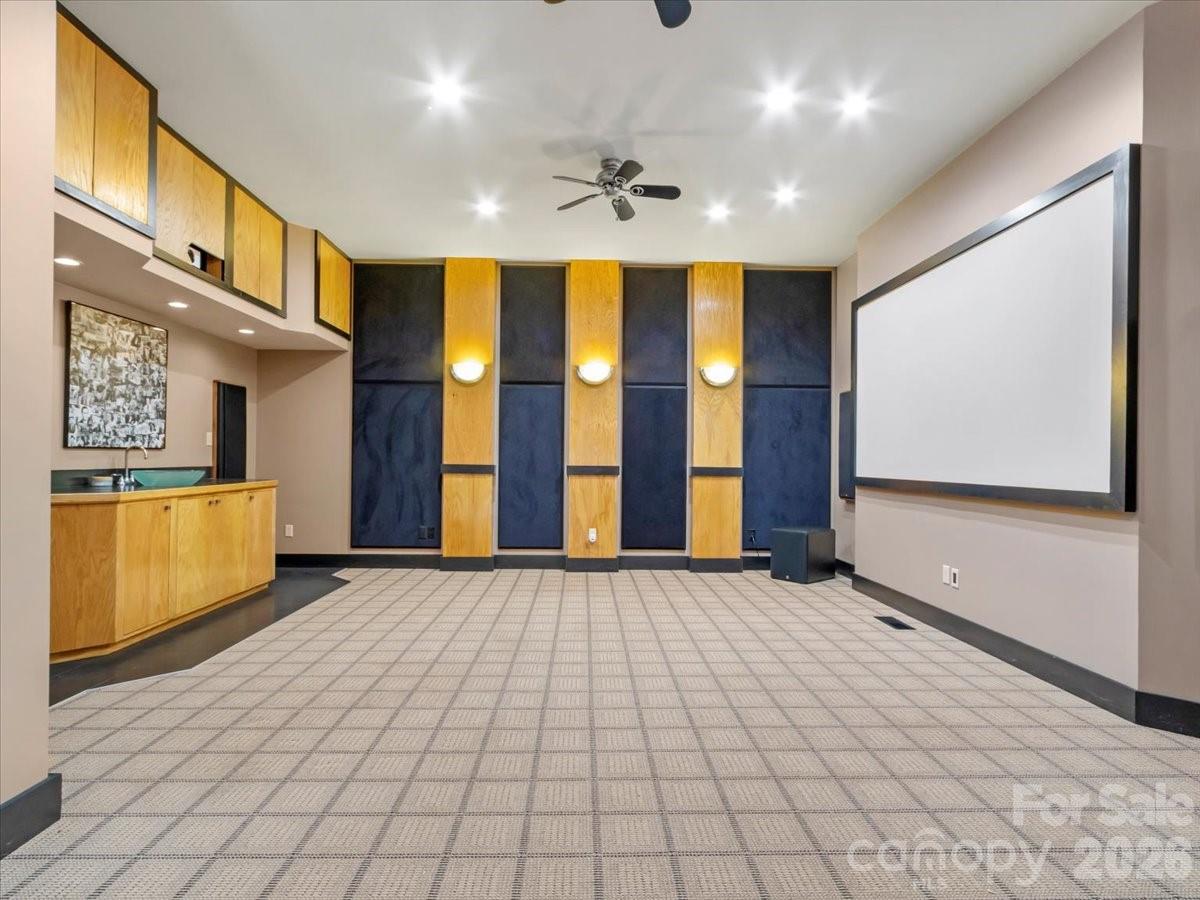 218 Slickrock Road Property Photo 39