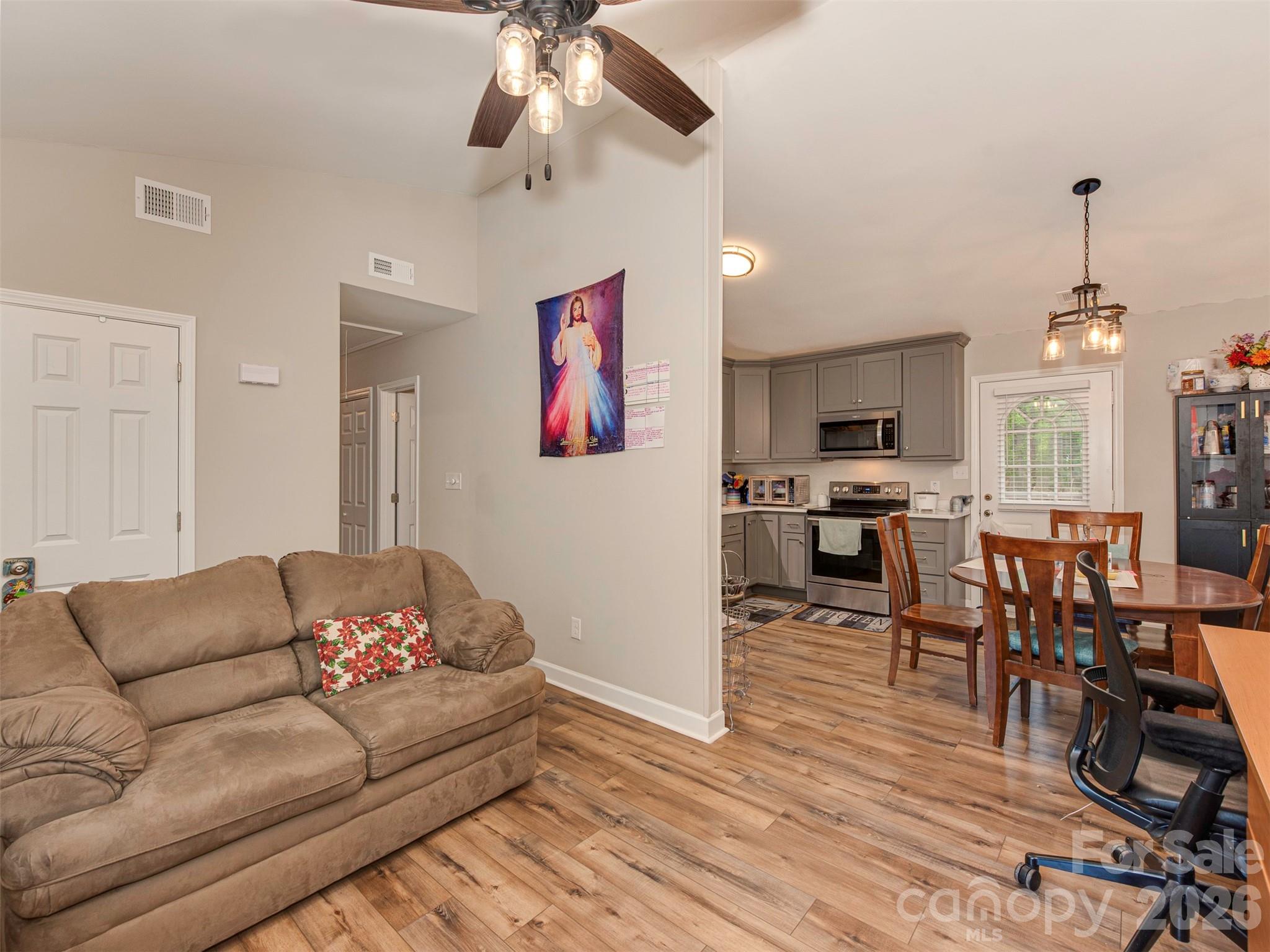 10200 Cairnsmore Place Property Photo 6