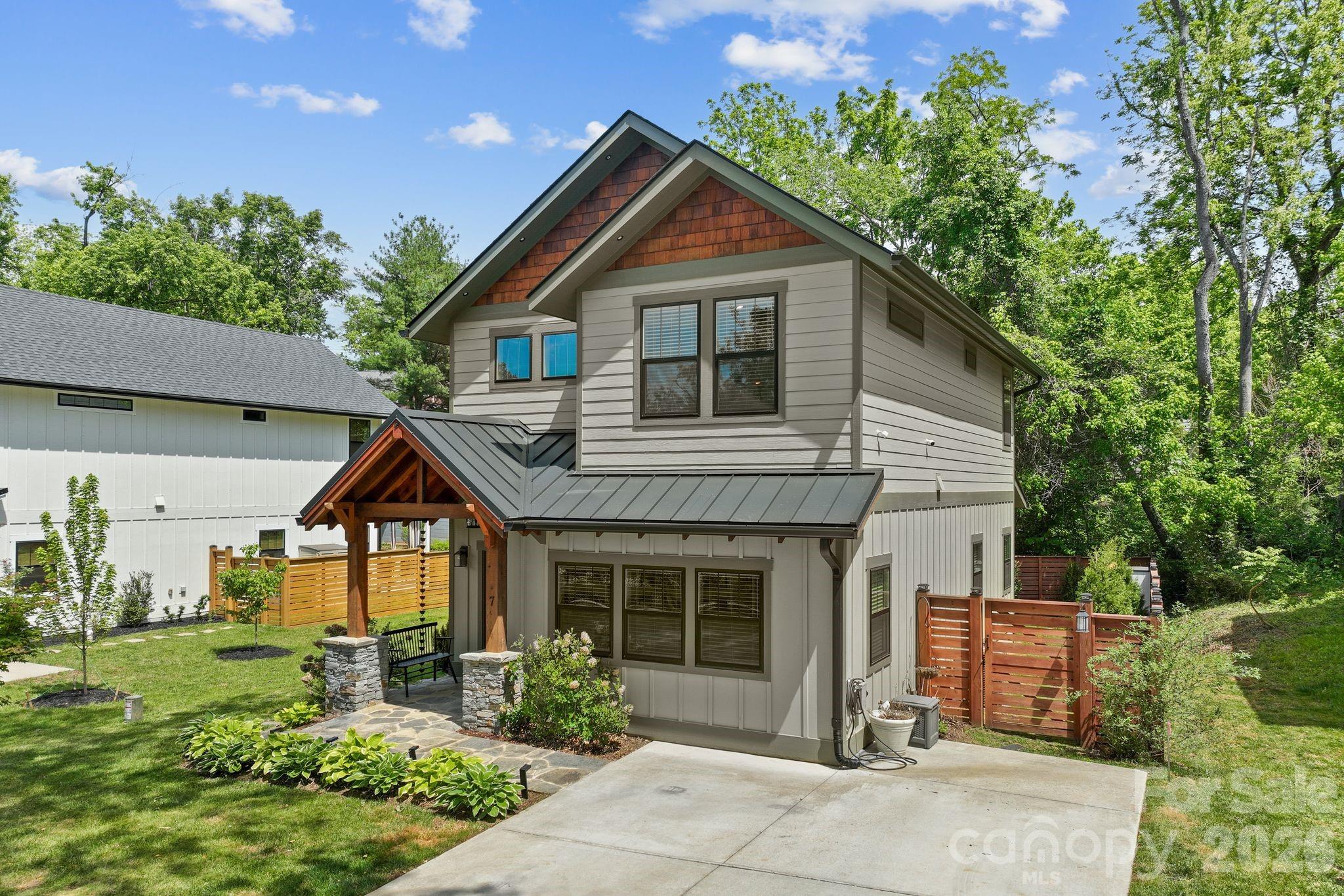 7 Acona Lane Property Photo 3
