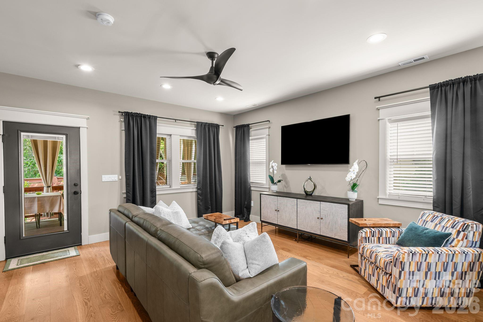 7 Acona Lane Property Photo 17