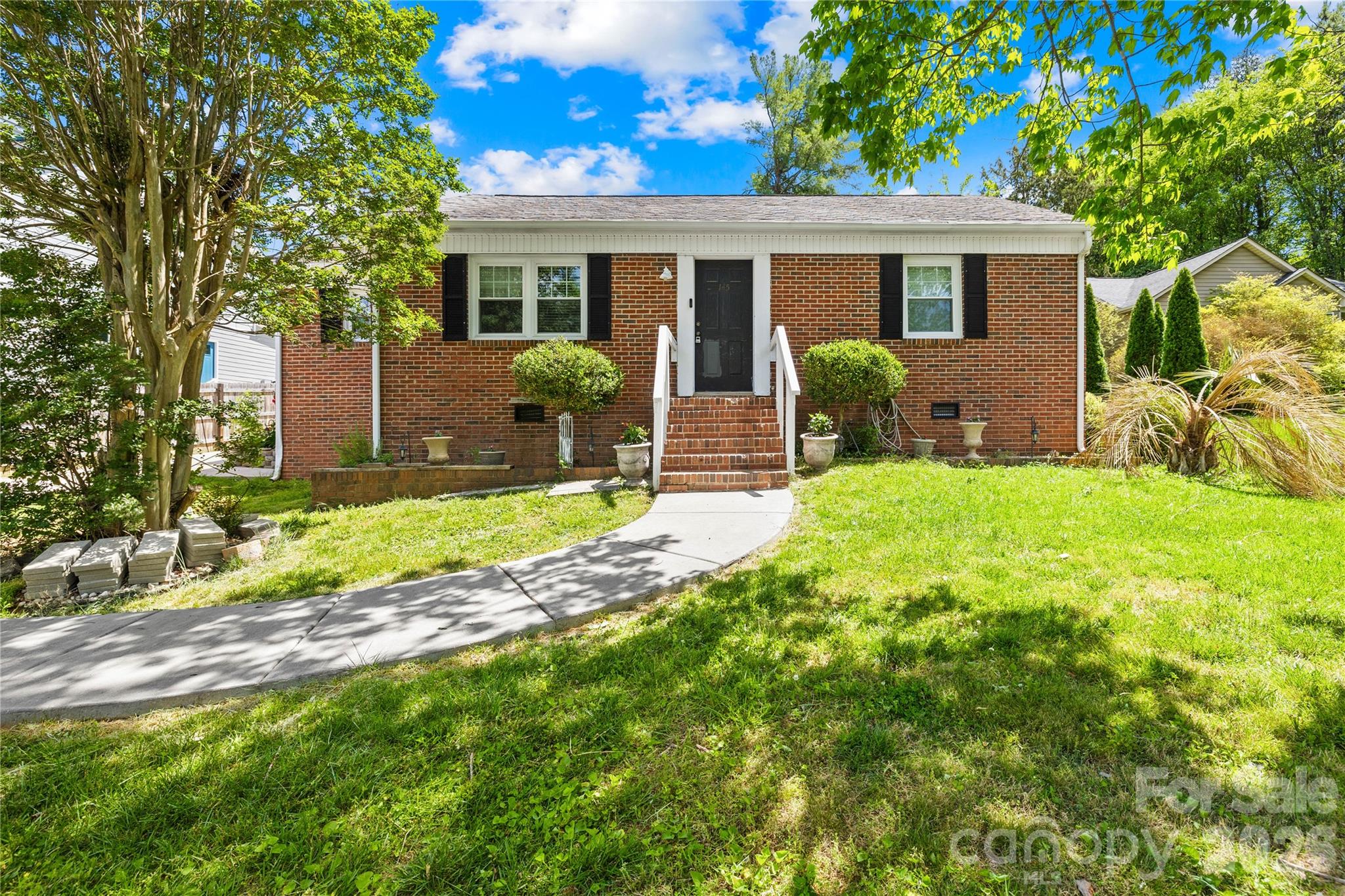 145 Driftwood Drive Property Photo 1
