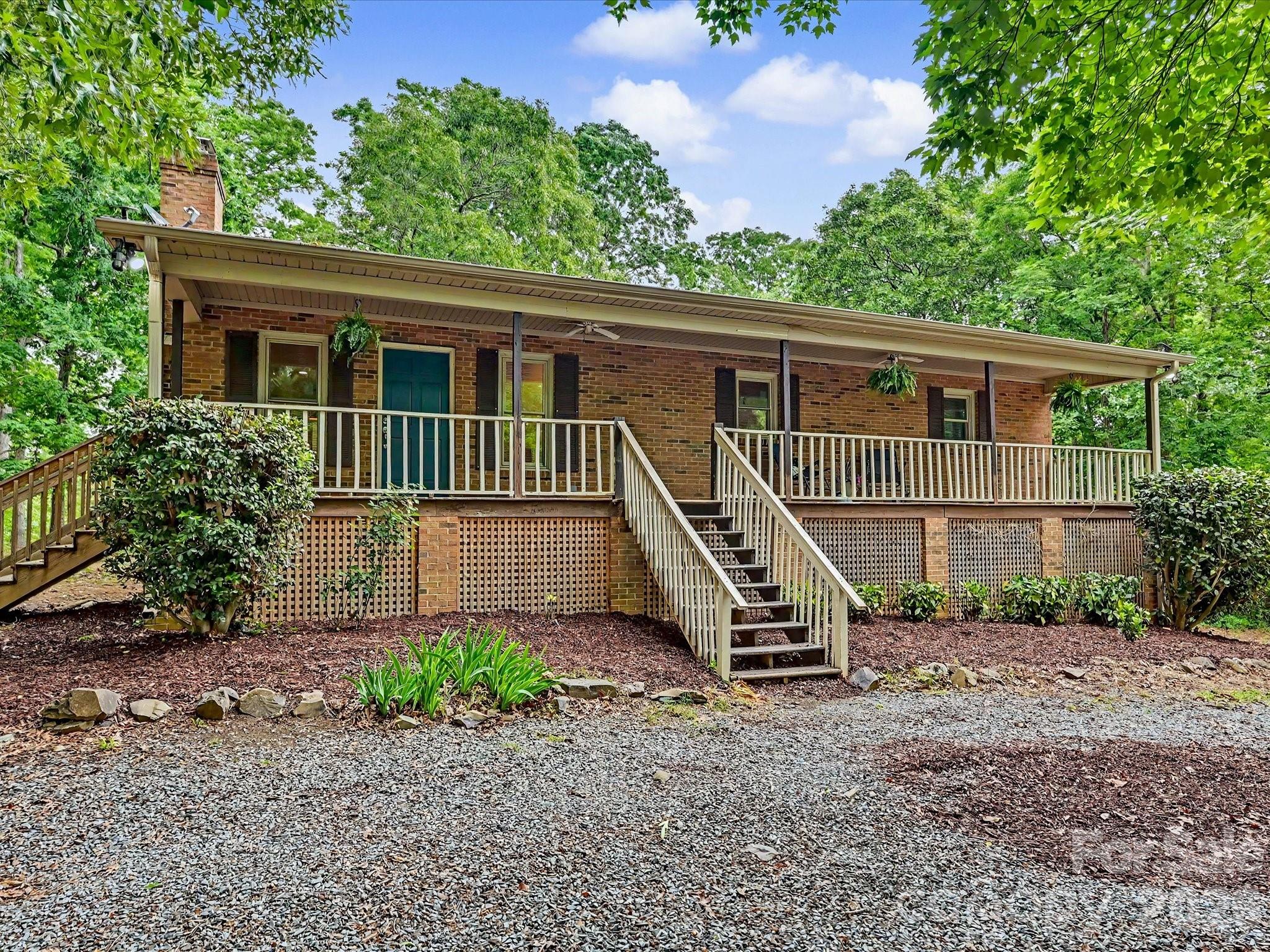 1123 S Forest Hills School Road Property Photo 1