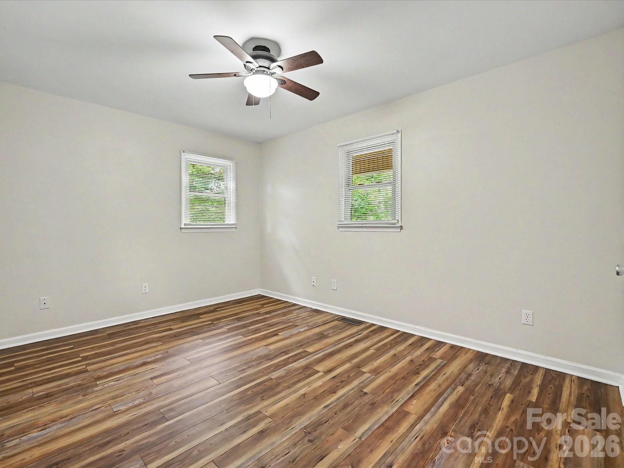 1123 S Forest Hills School Road Property Photo 16