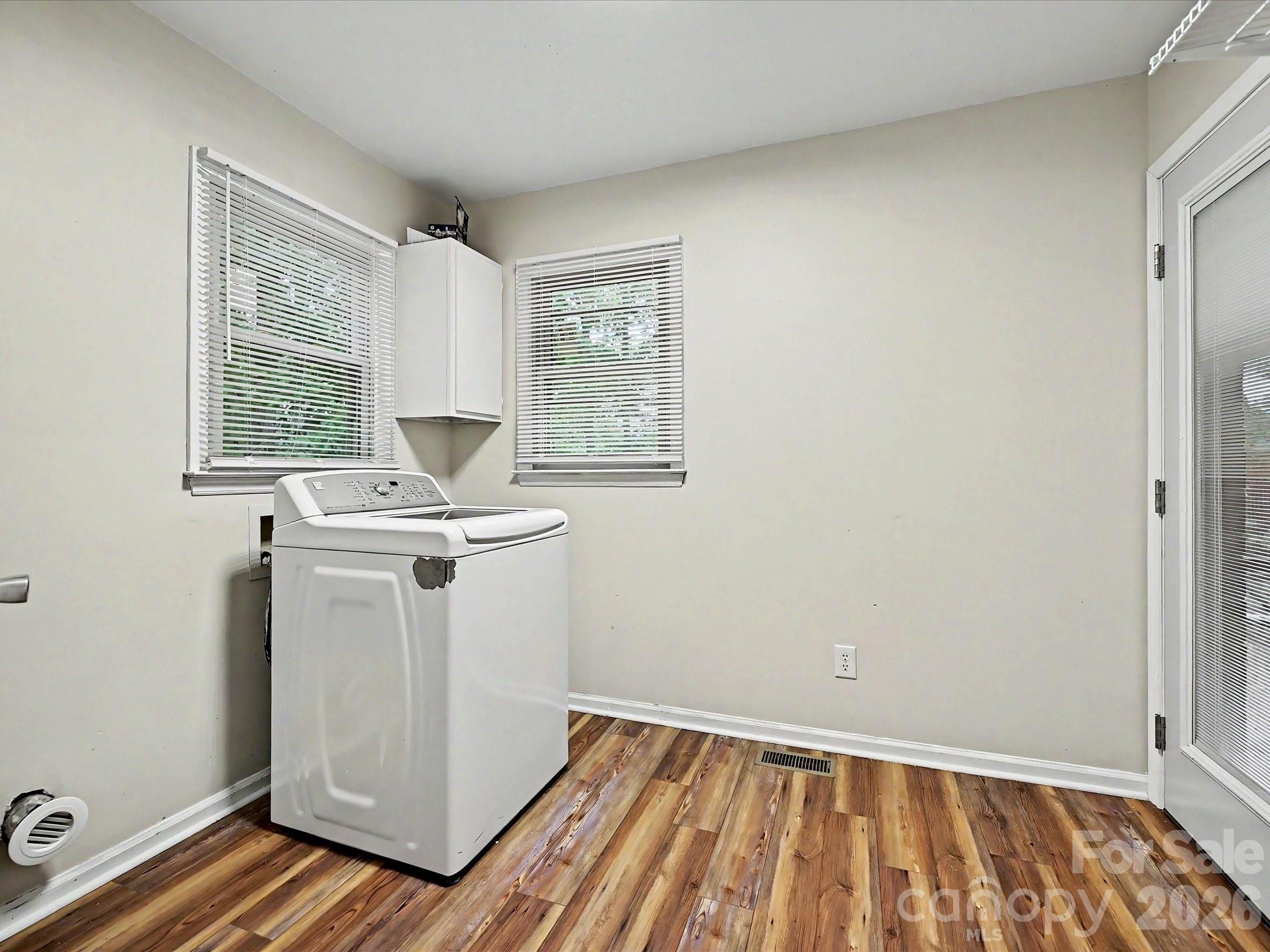 1123 S Forest Hills School Road Property Photo 22