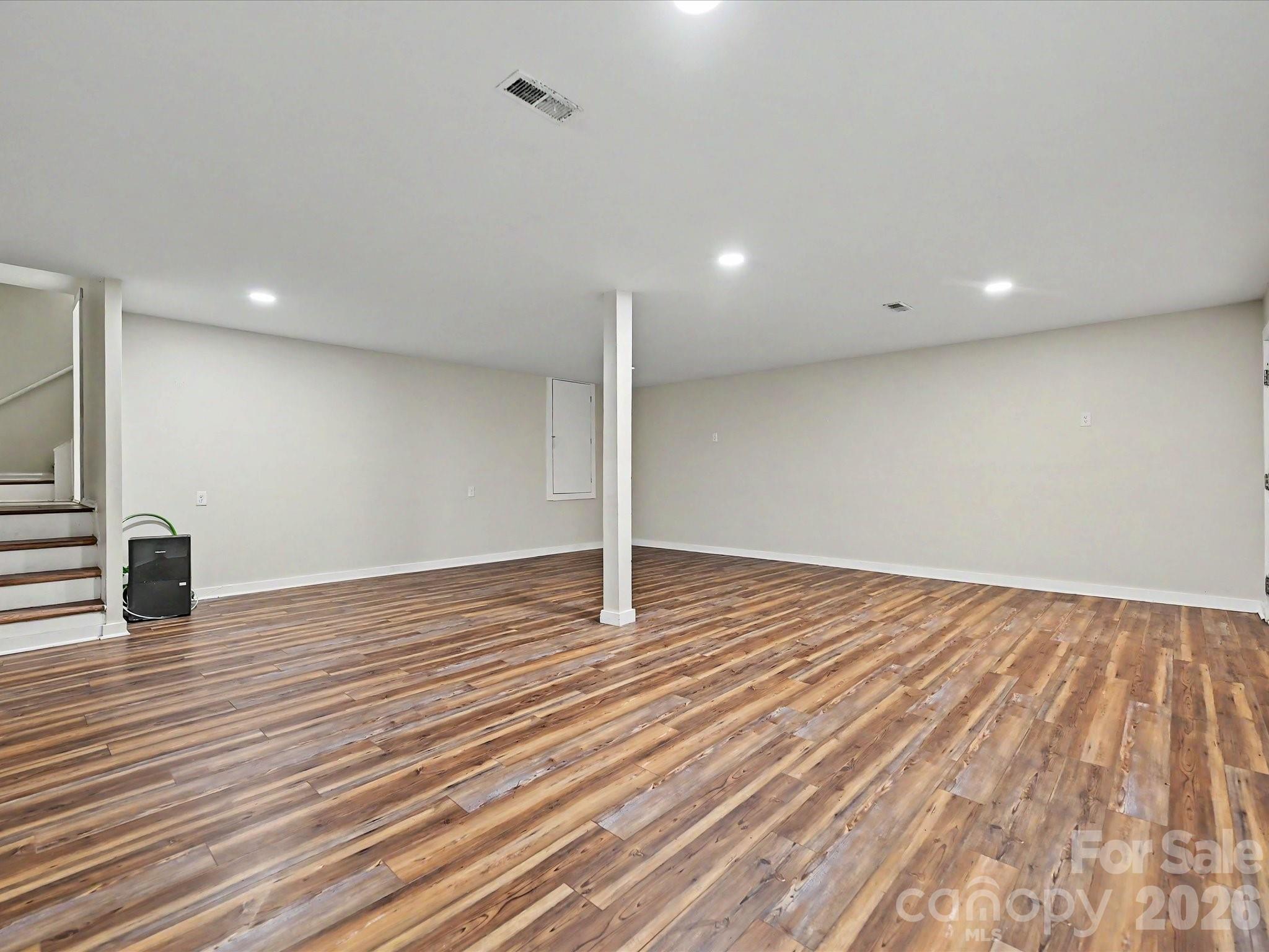 1123 S Forest Hills School Road Property Photo 23