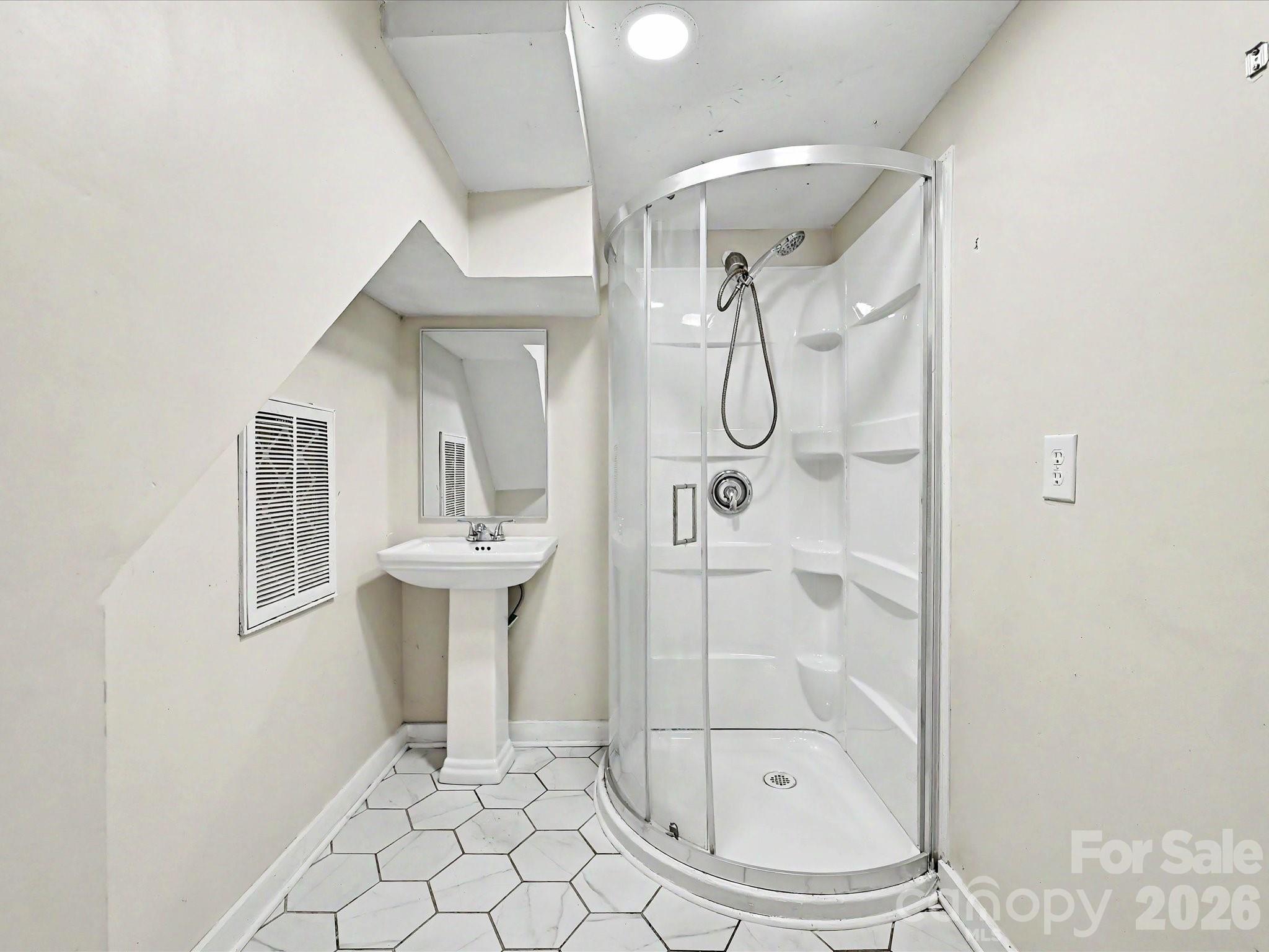 1123 S Forest Hills School Road Property Photo 26