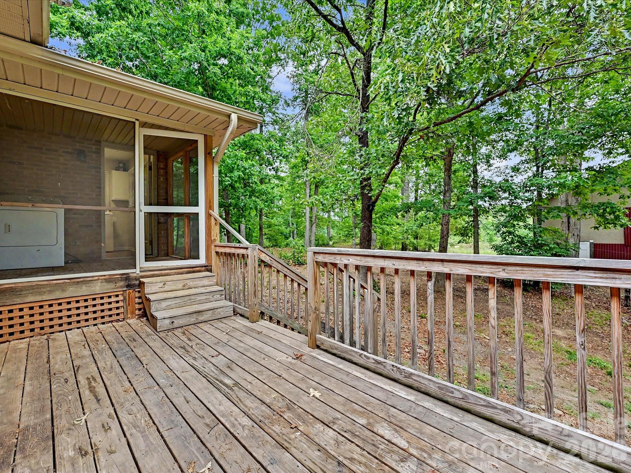 1123 S Forest Hills School Road Property Photo 28