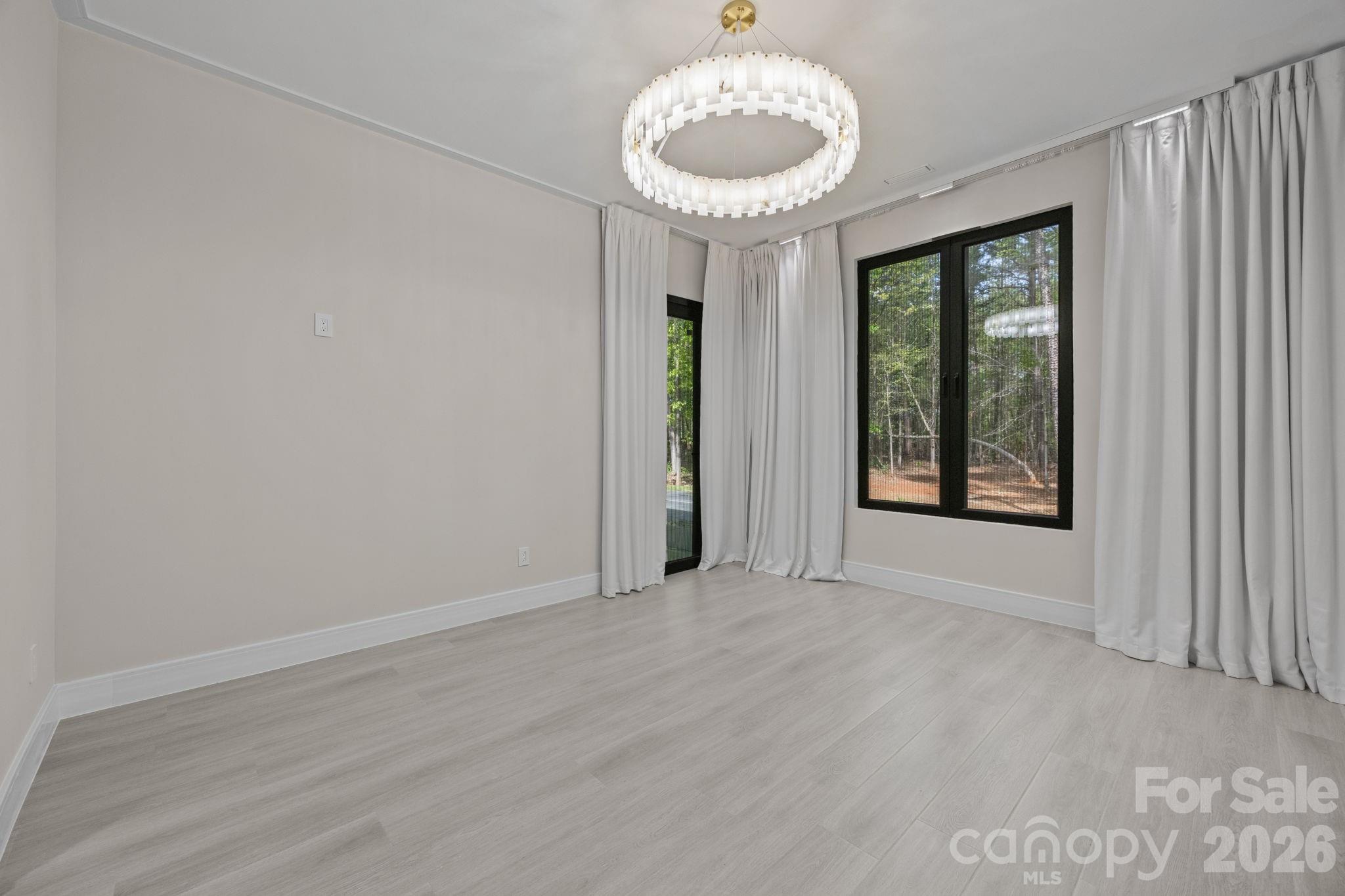 12930 Hamilton Road Property Photo 22