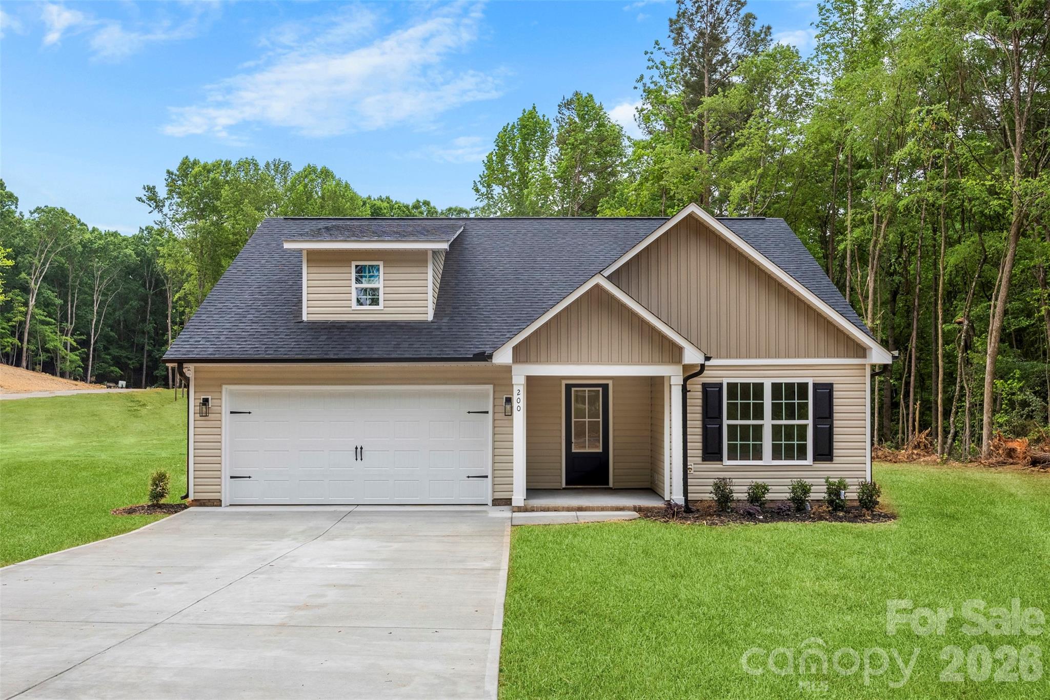 200 Knollwood Circle Property Photo 1