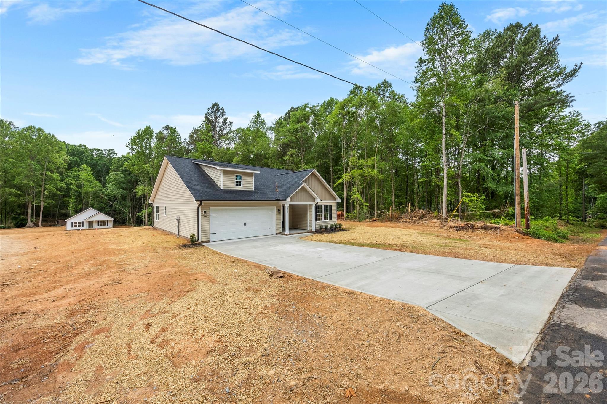 200 Knollwood Circle Property Photo 4