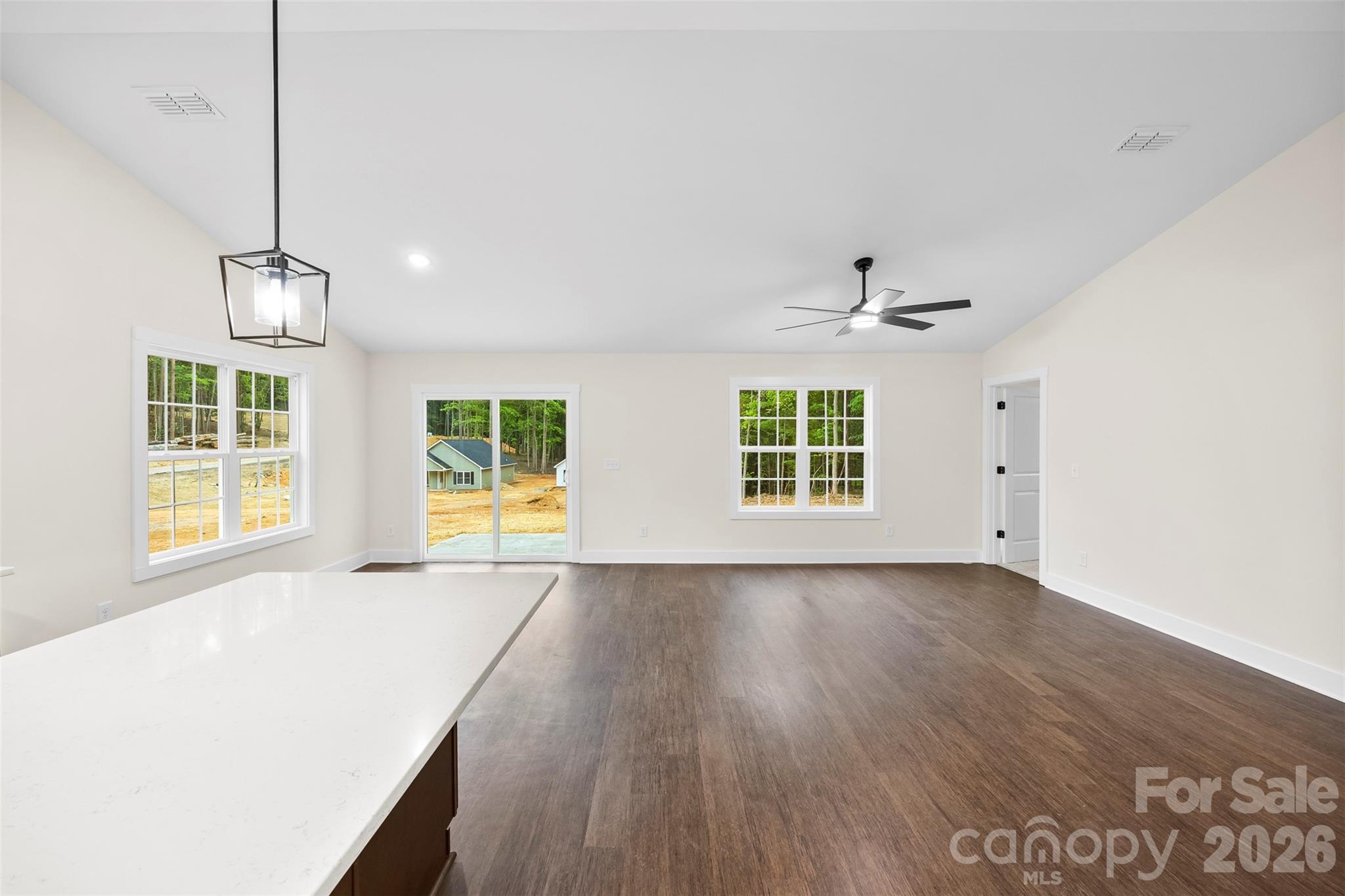 200 Knollwood Circle Property Photo 9