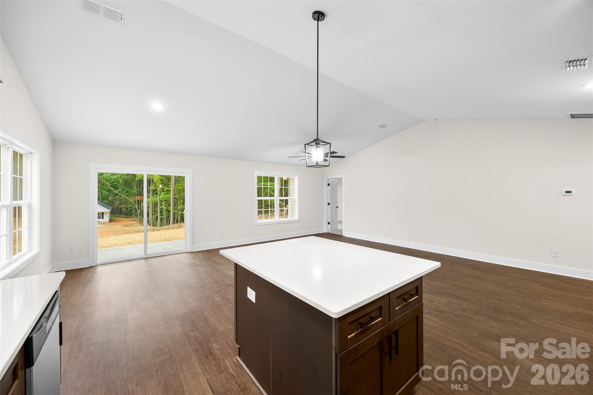 200 Knollwood Circle Property Photo 18