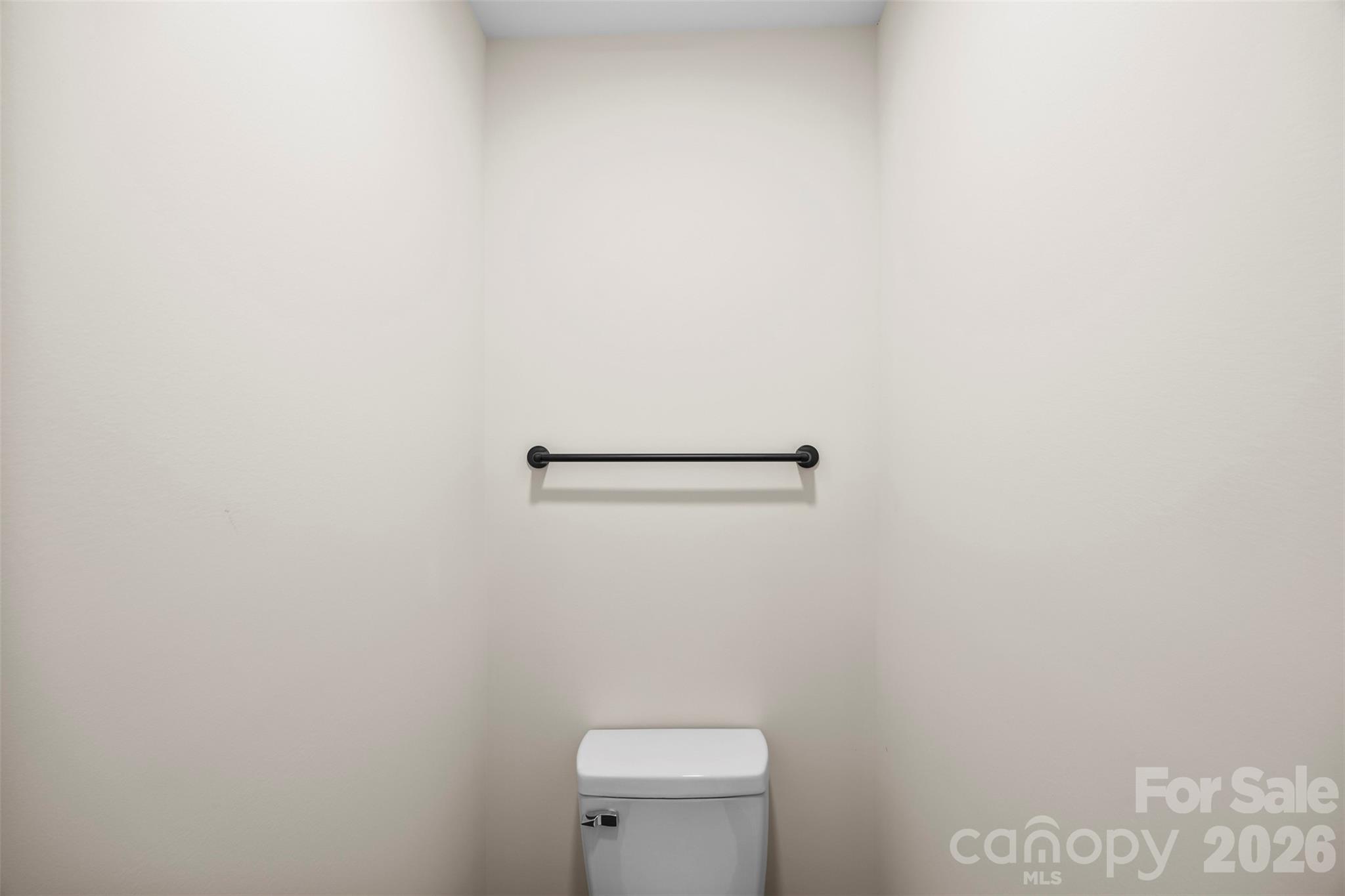 200 Knollwood Circle Property Photo 24