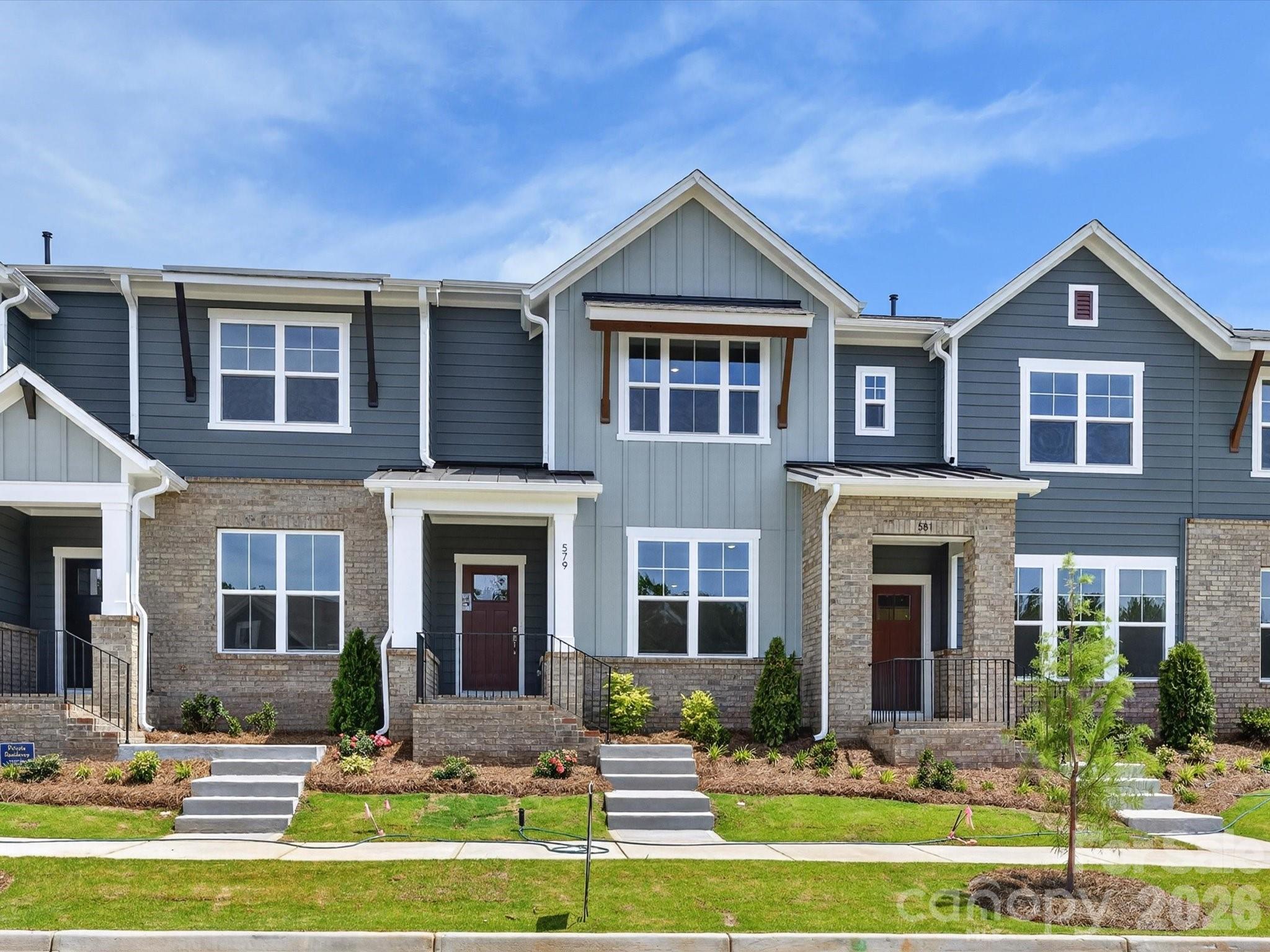 579 Cape Cod Way Property Photo 1