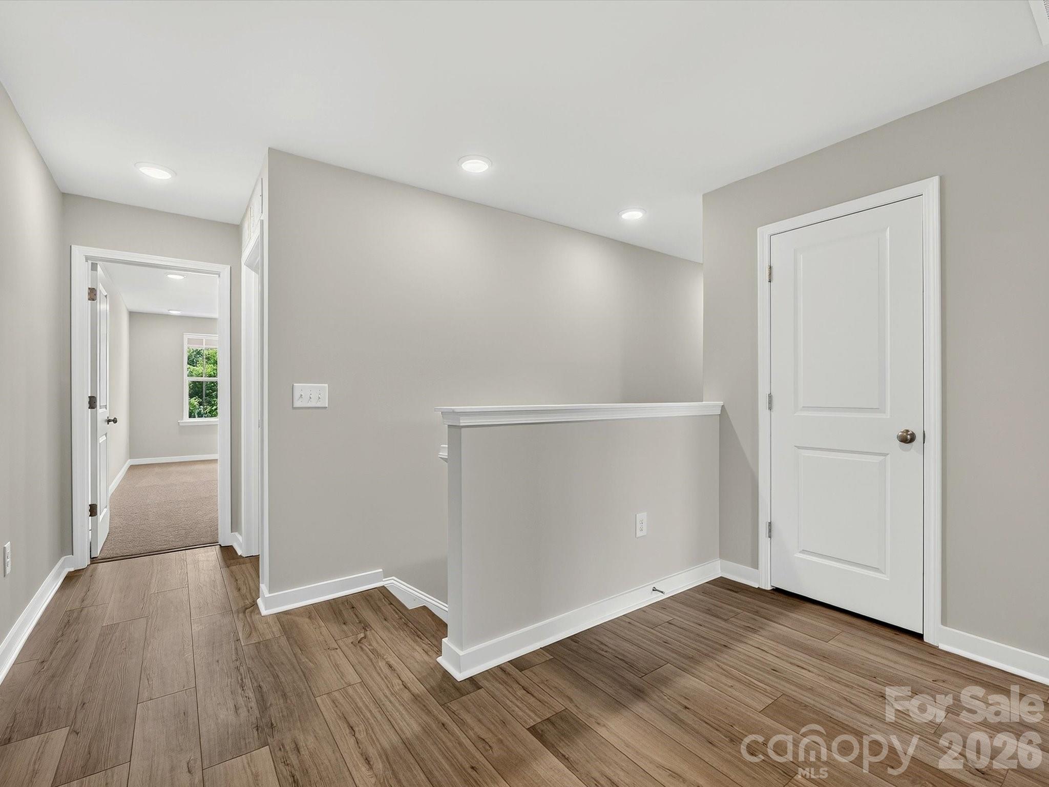 579 Cape Cod Way Property Photo 16