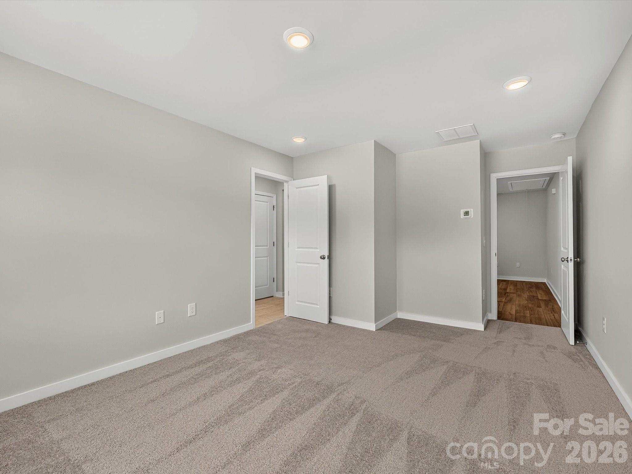 579 Cape Cod Way Property Photo 19