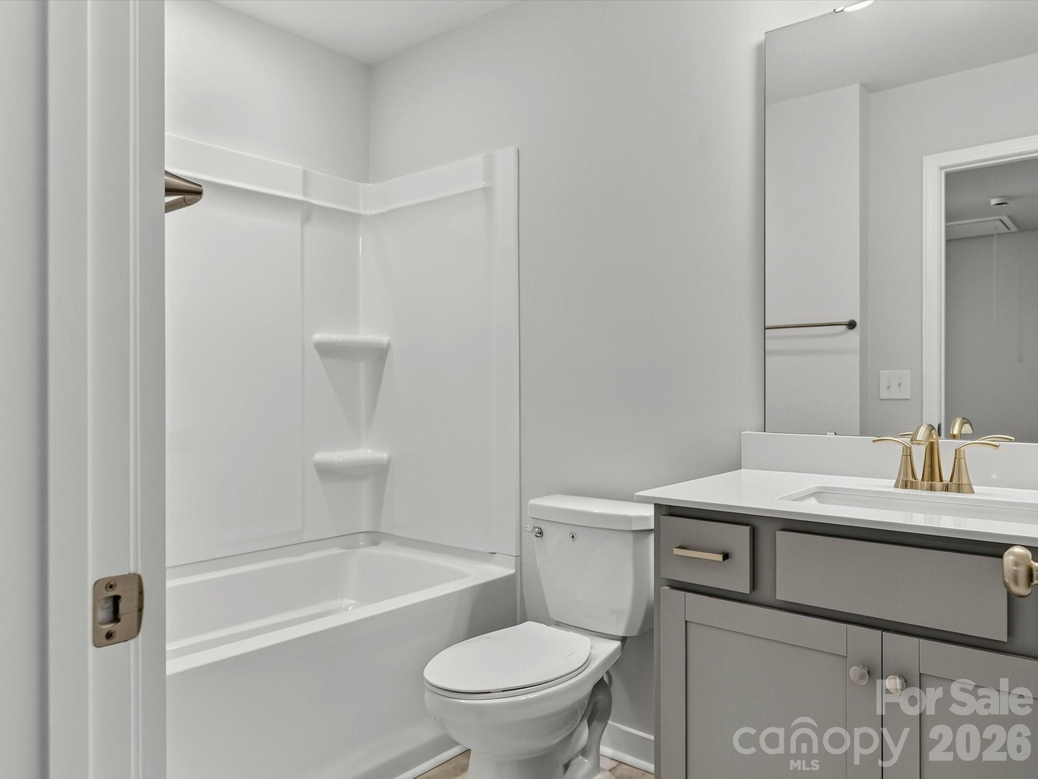 579 Cape Cod Way Property Photo 26