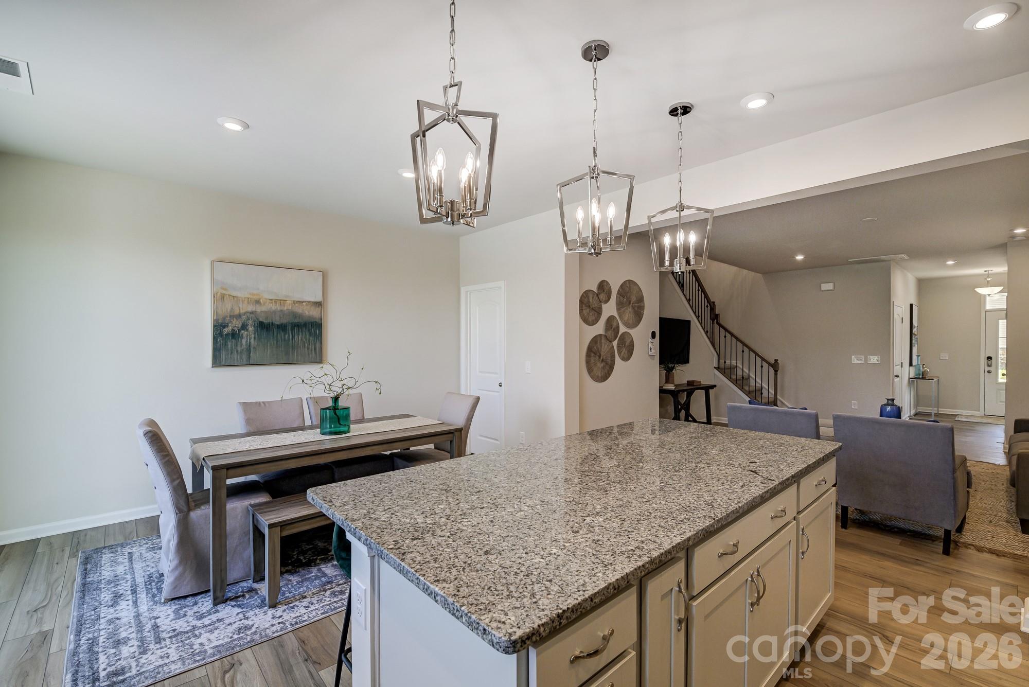 7017 Cerris Drive Property Photo 10