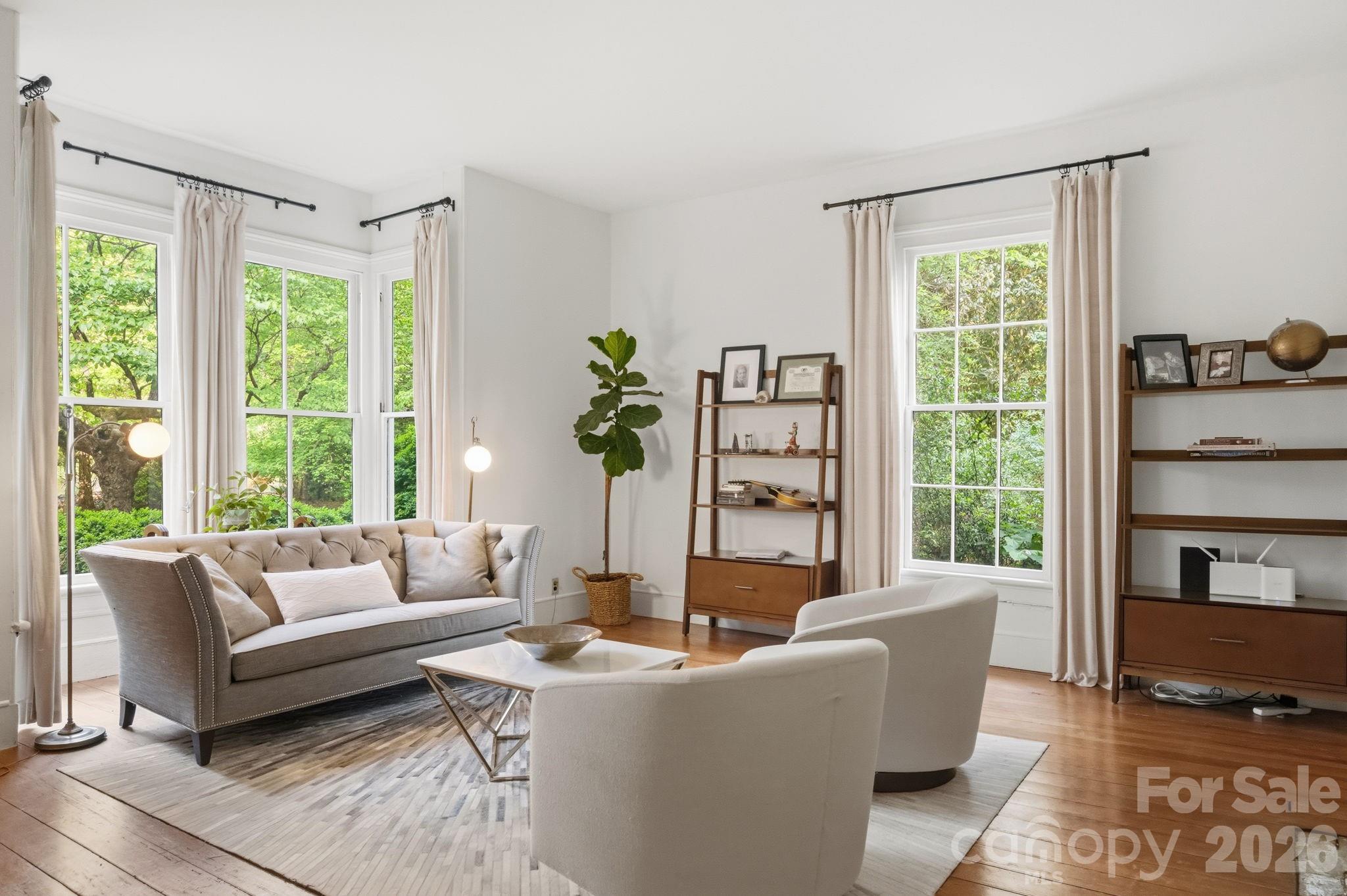 10915 Beatties Ford Road Property Photo 12