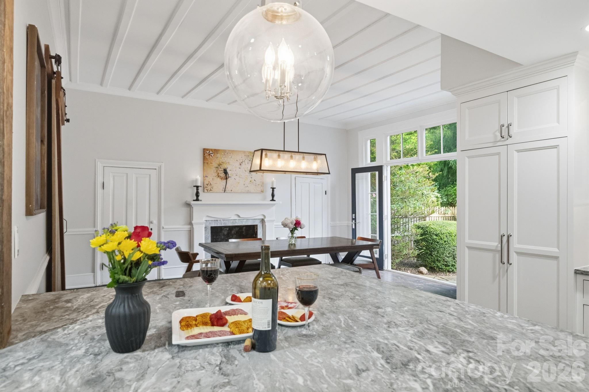 10915 Beatties Ford Road Property Photo 16