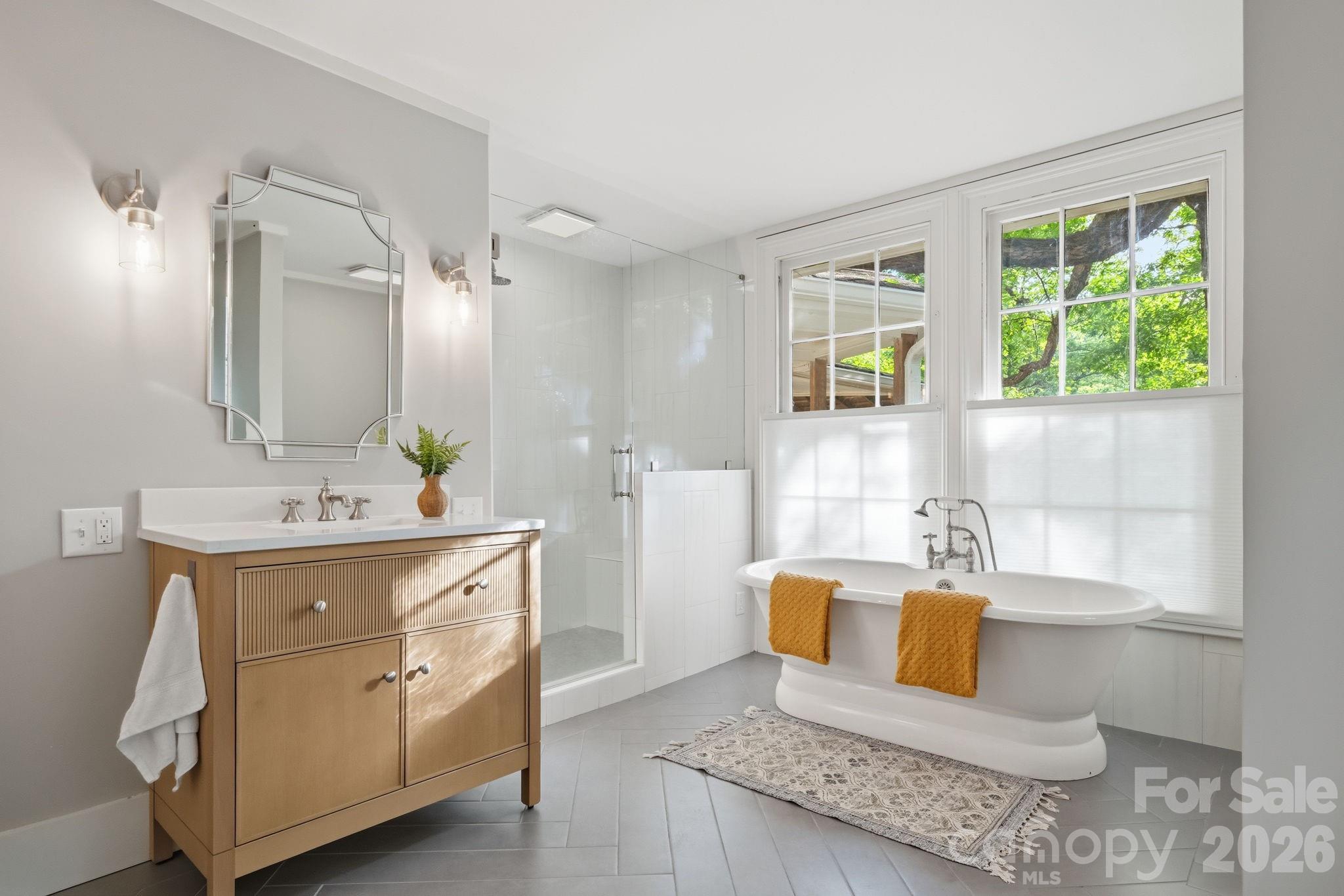 10915 Beatties Ford Road Property Photo 26