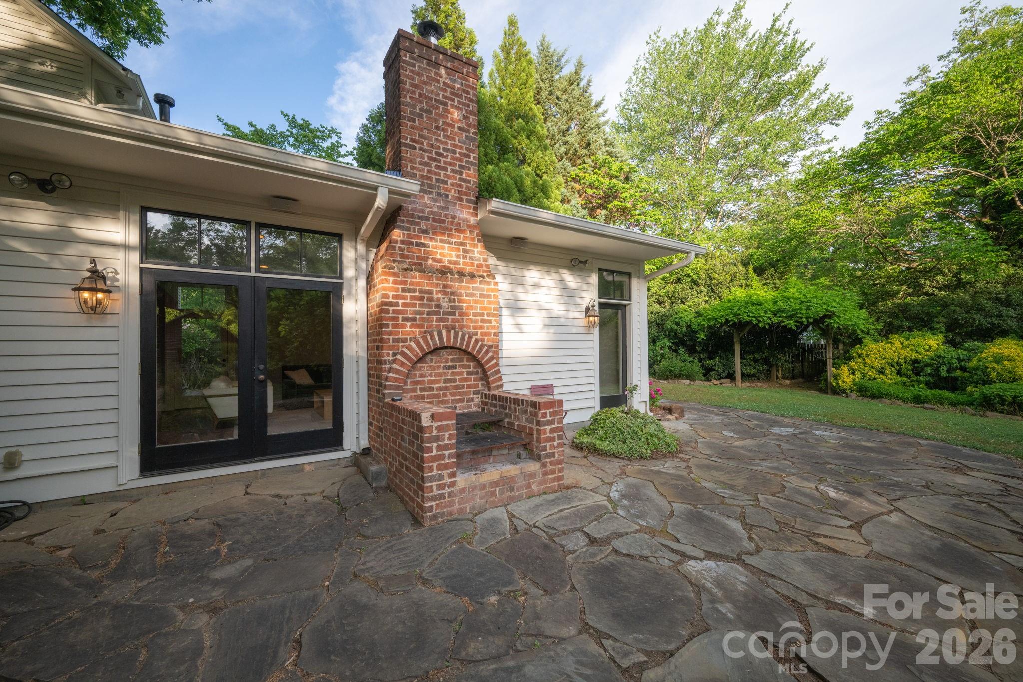 10915 Beatties Ford Road Property Photo 35