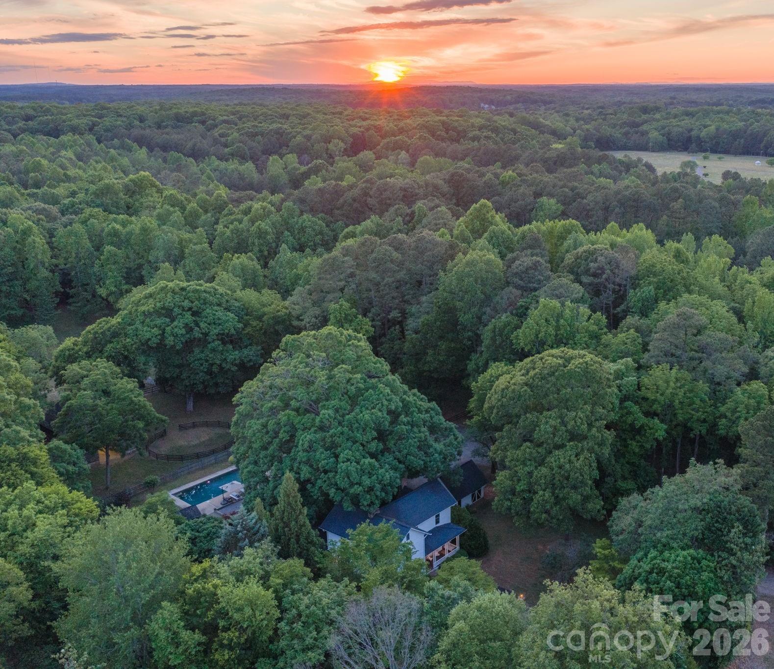 10915 Beatties Ford Road Property Photo 46