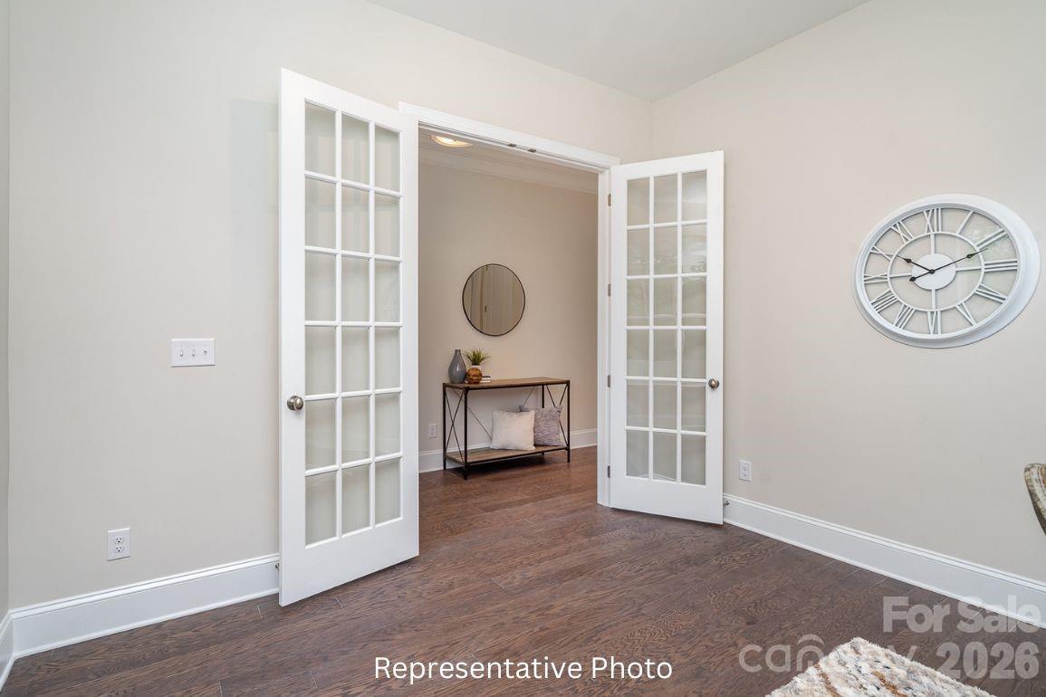 20396 Queens Street Property Photo 11