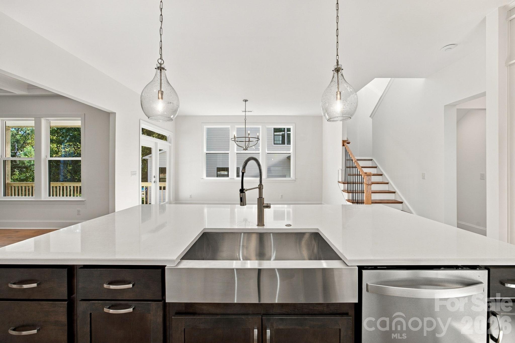 20396 Queens Street Property Photo 19