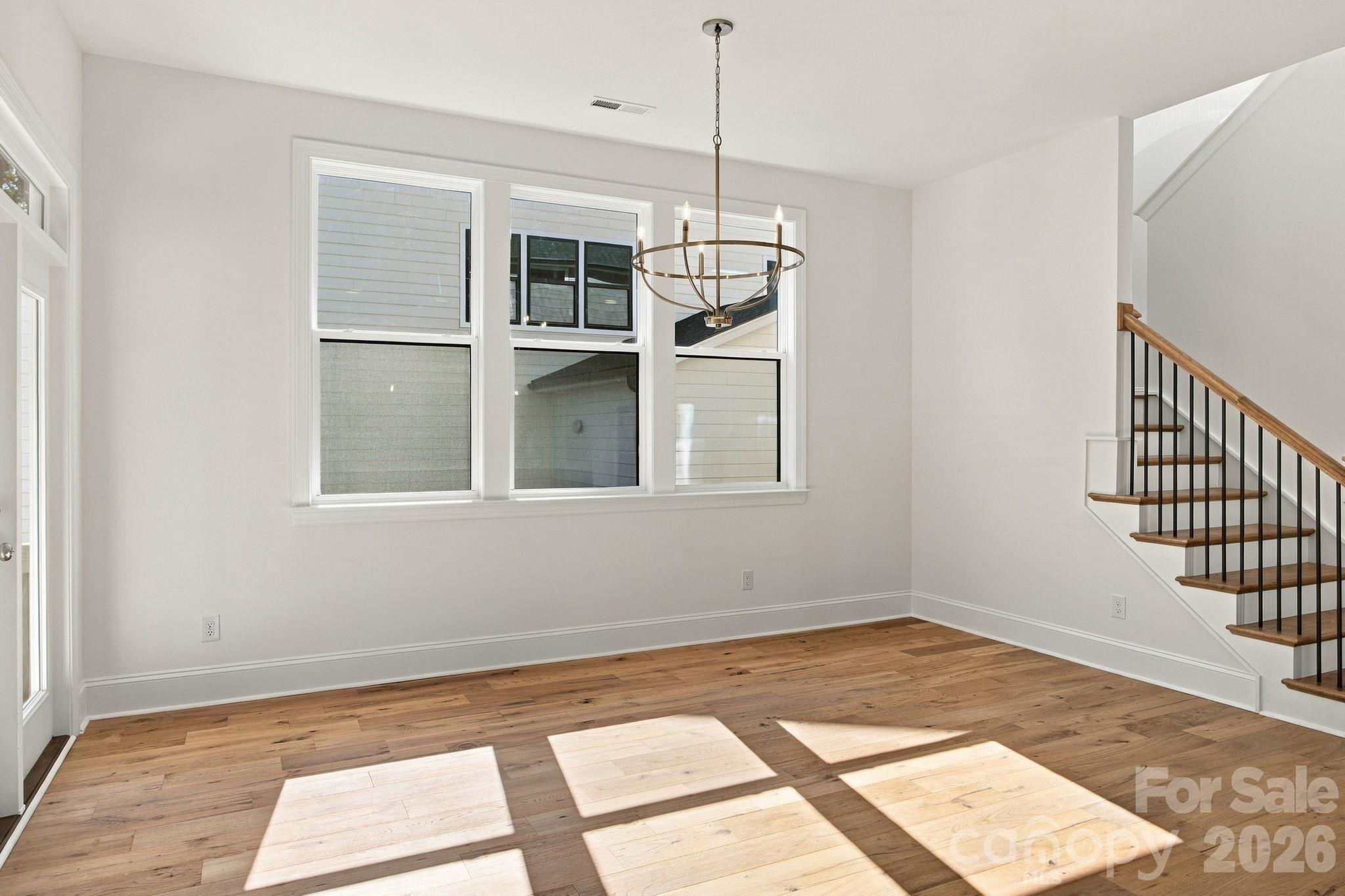 20396 Queens Street Property Photo 22