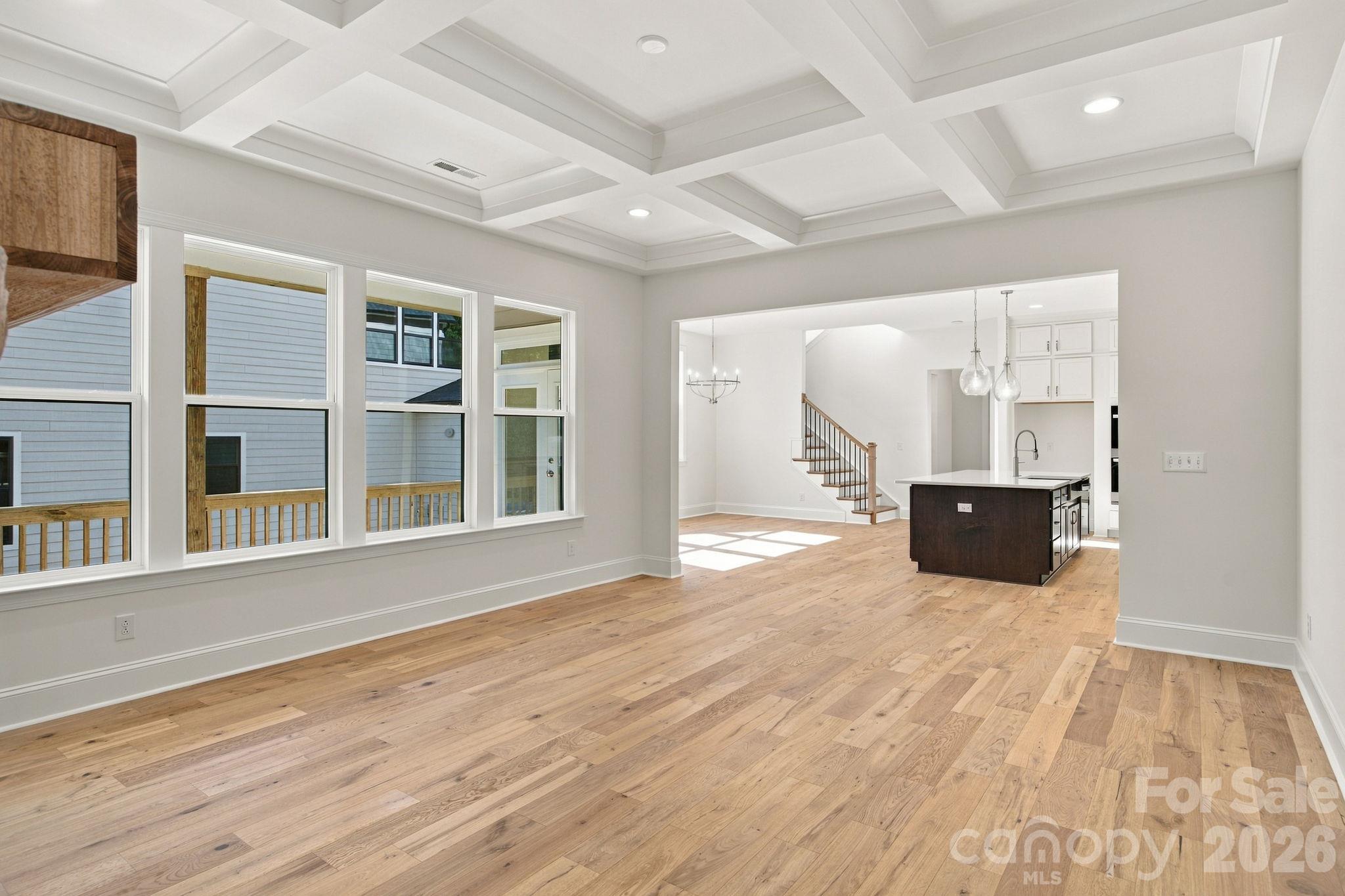 20396 Queens Street Property Photo 25